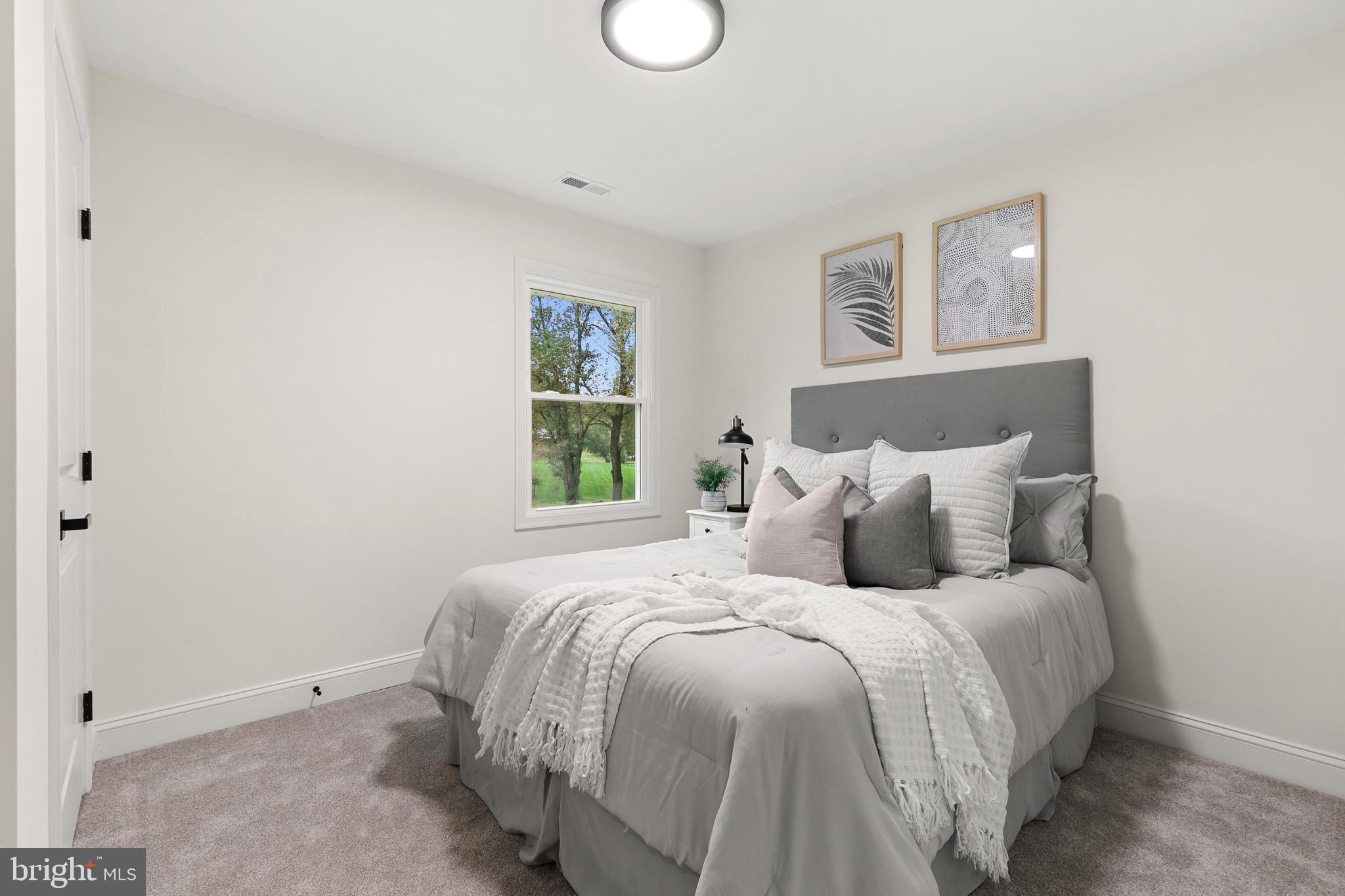 FALLS ESTATES - Residential