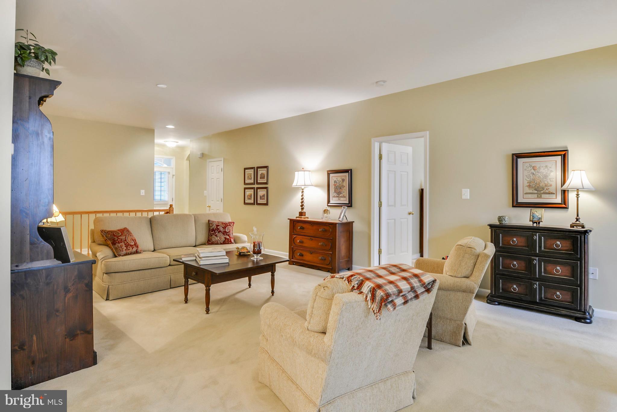 HOMEPLACE ON PELHAMS REACH - Residential