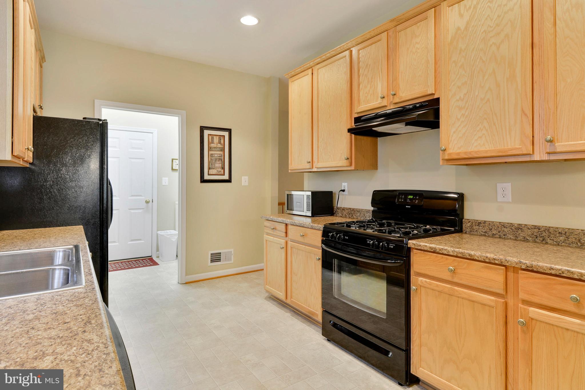 HOMEPLACE ON PELHAMS REACH - Residential