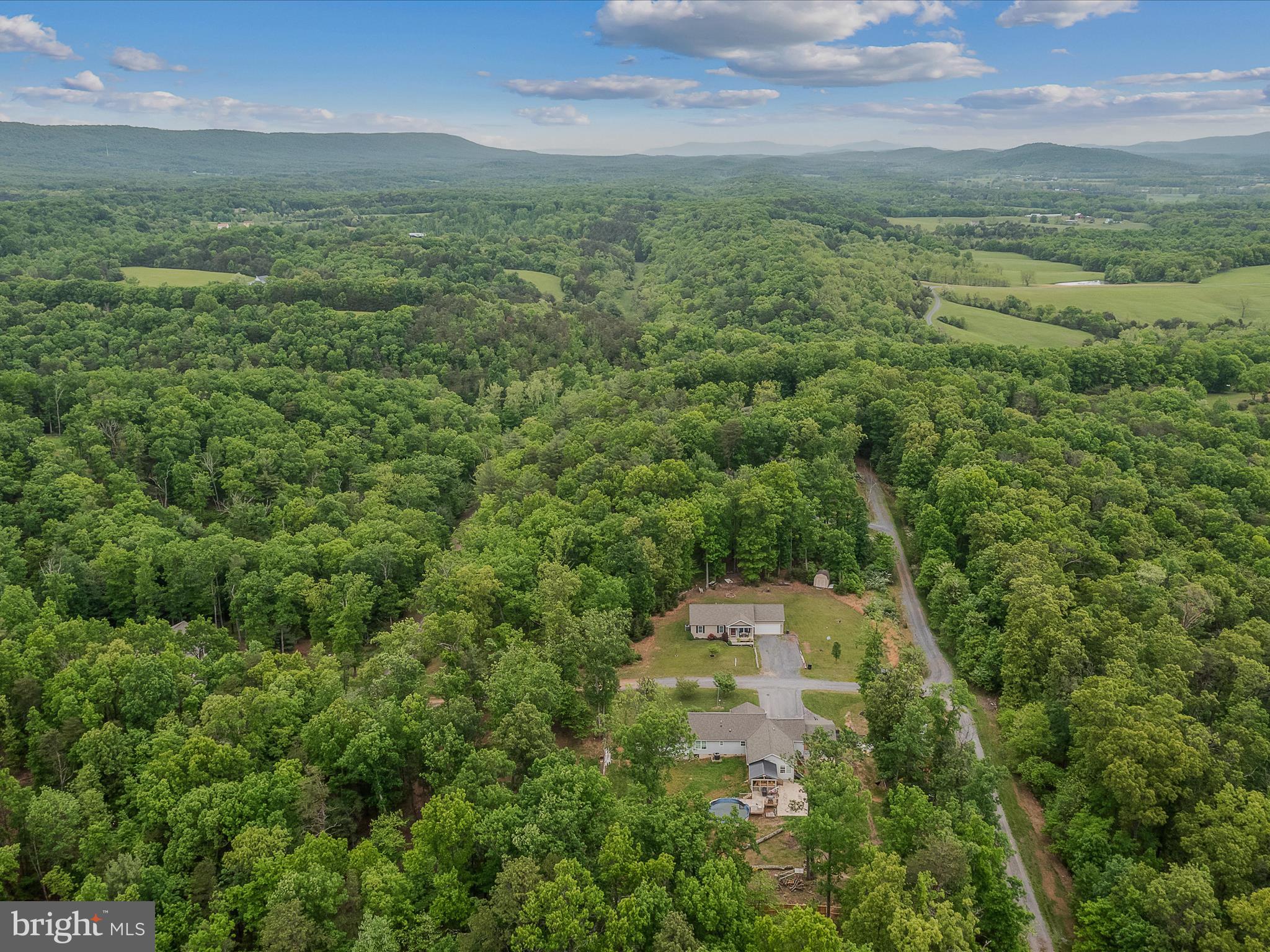 TUB RUN HOLLOW - Residential