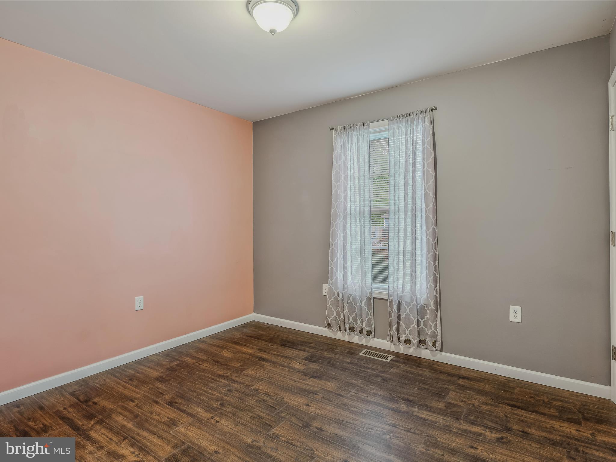 TUB RUN HOLLOW - Residential