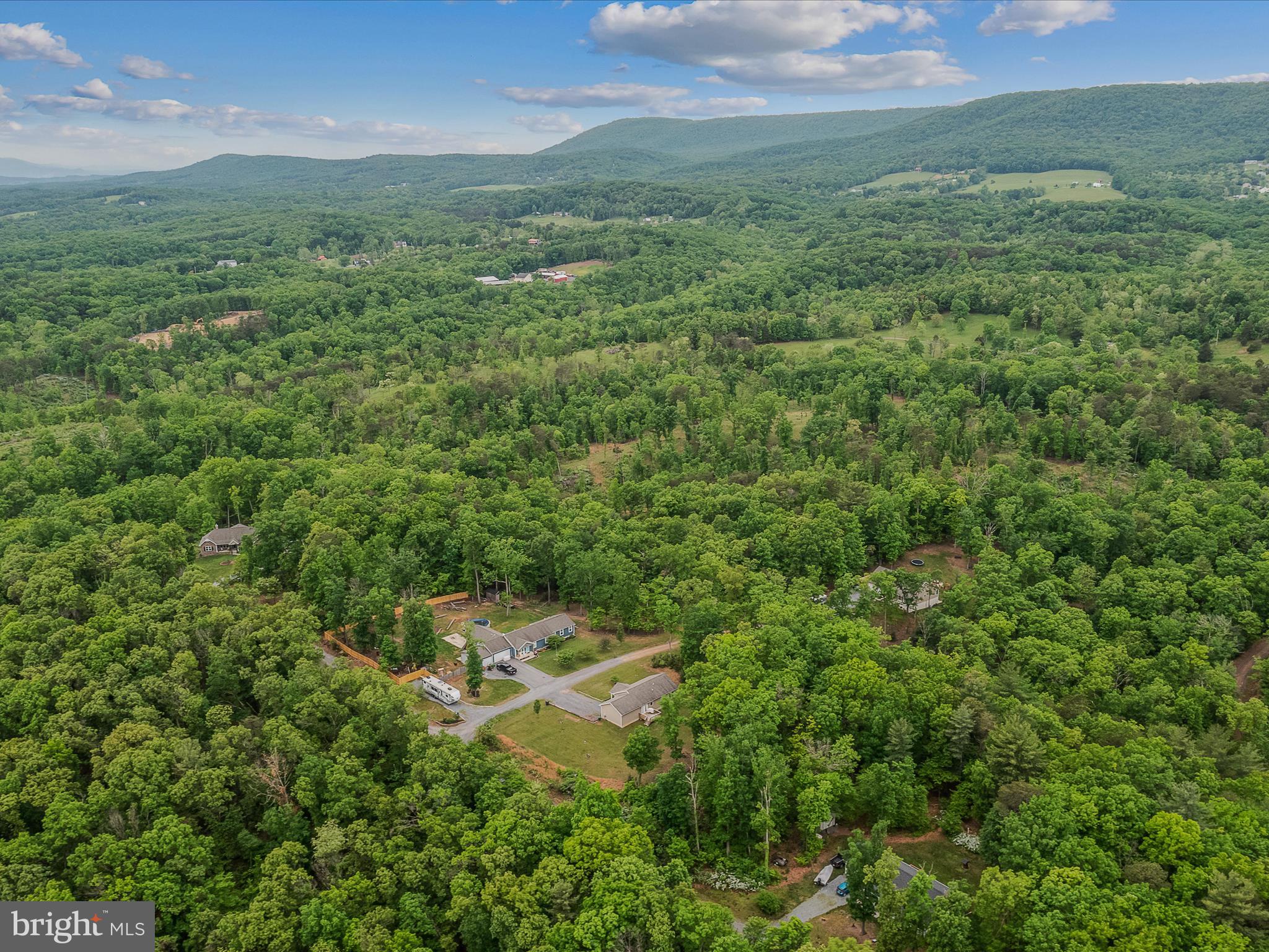 TUB RUN HOLLOW - Residential