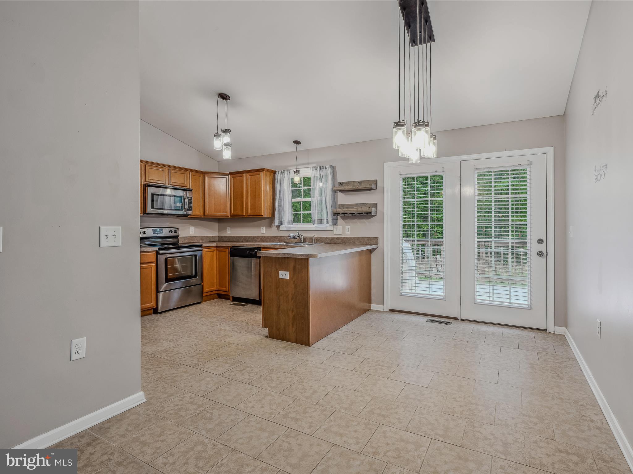 TUB RUN HOLLOW - Residential