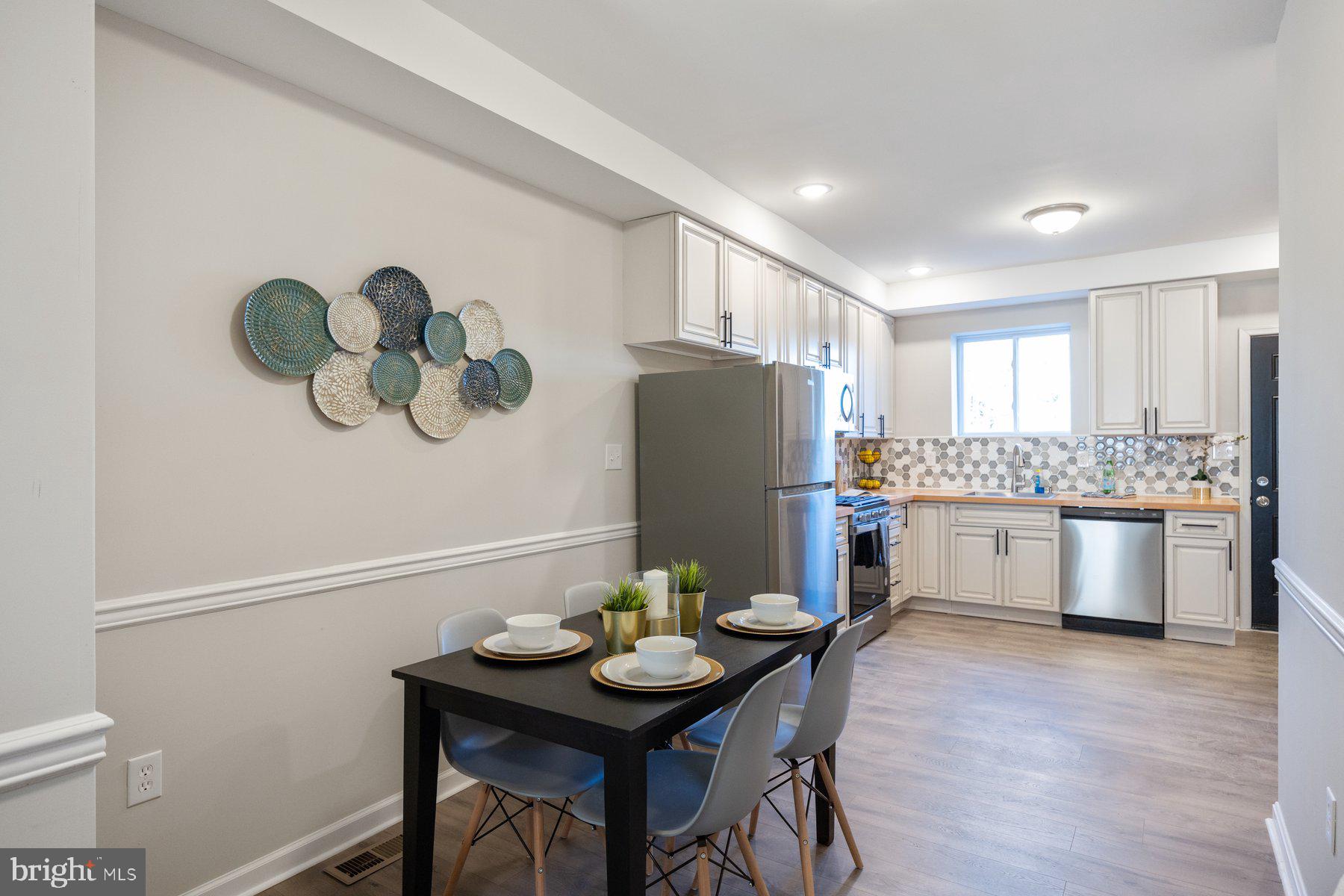 MADISON EASTEND - Residential