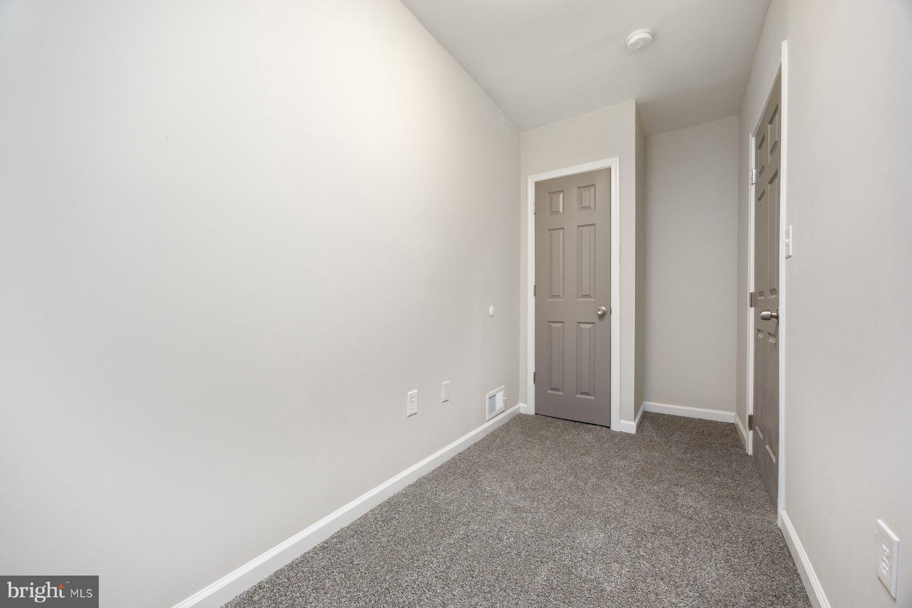 MADISON EASTEND - Residential