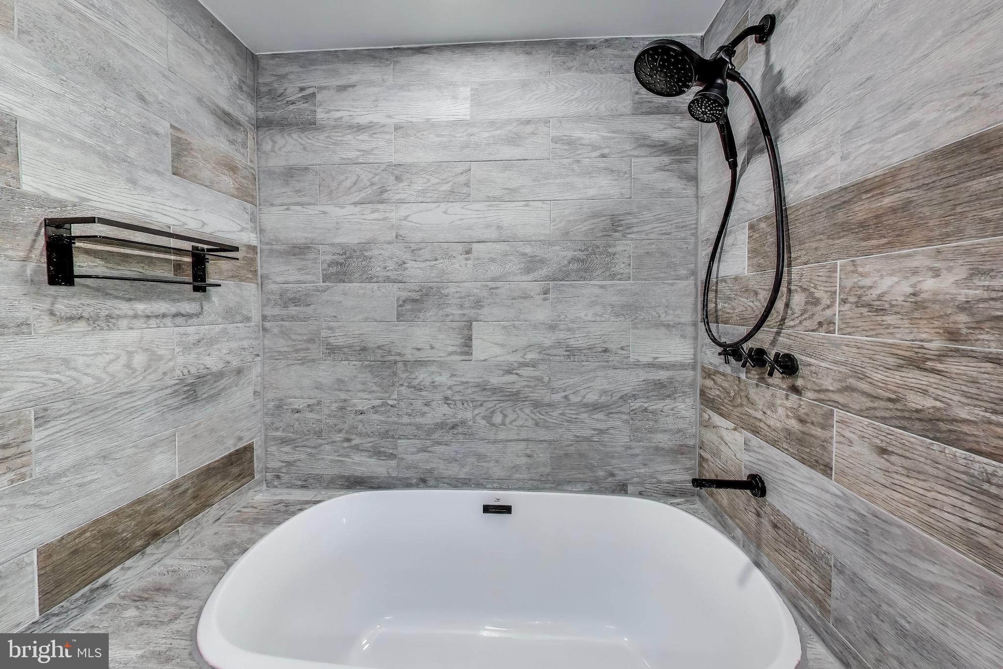 STONERIDGE - Residential Lease