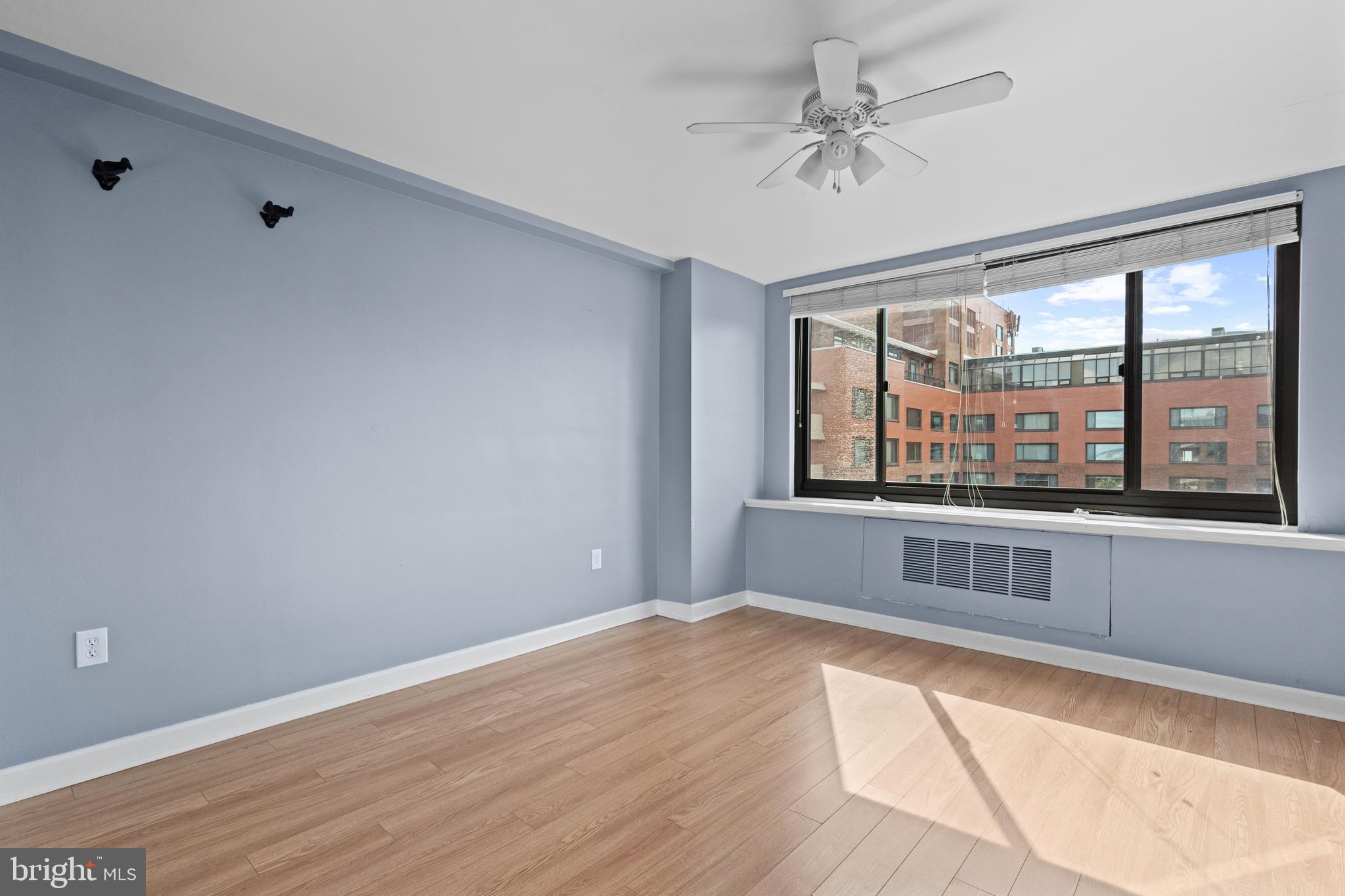 RIVER PLACE - Residential Lease