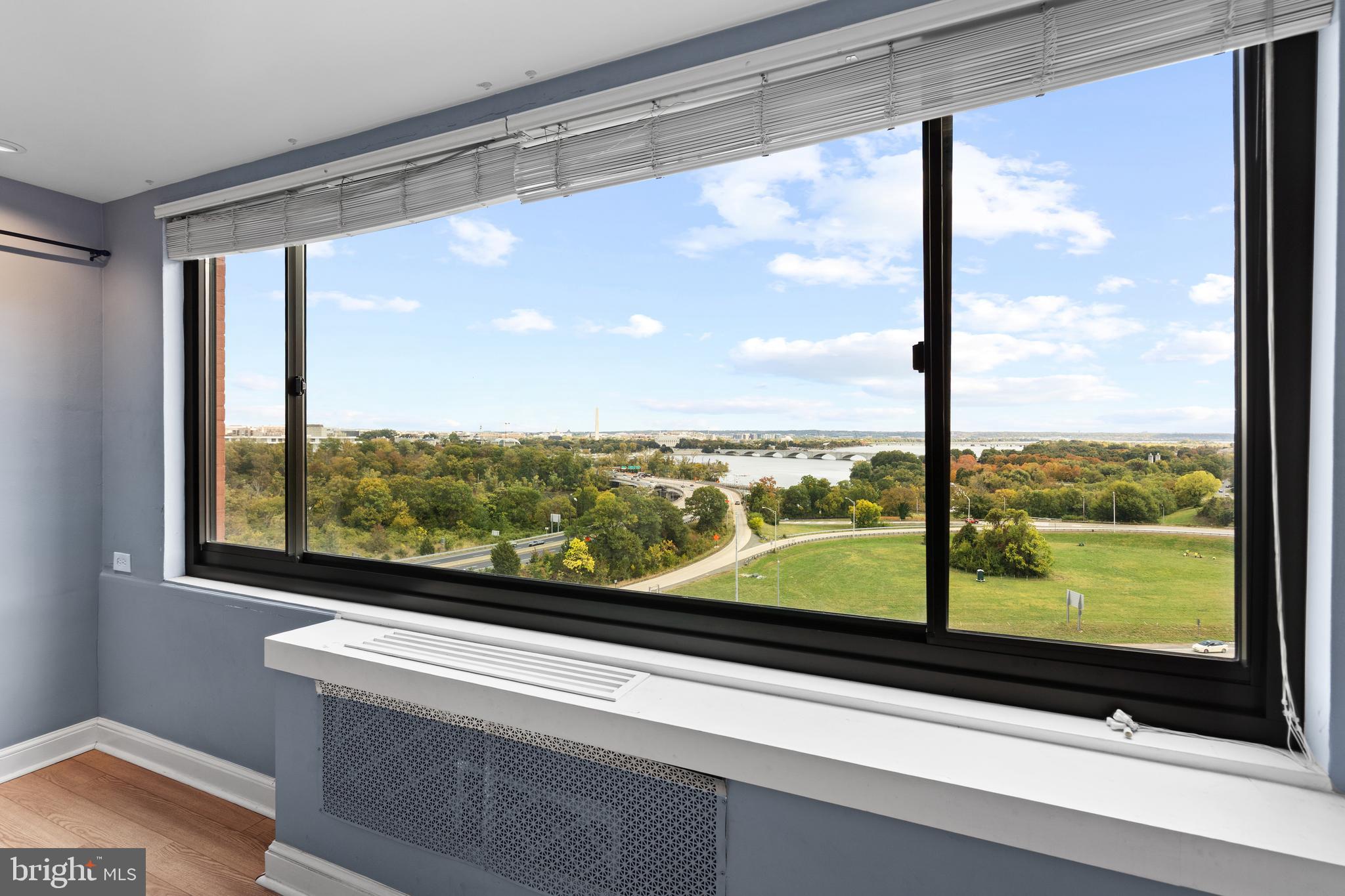 RIVER PLACE - Residential Lease