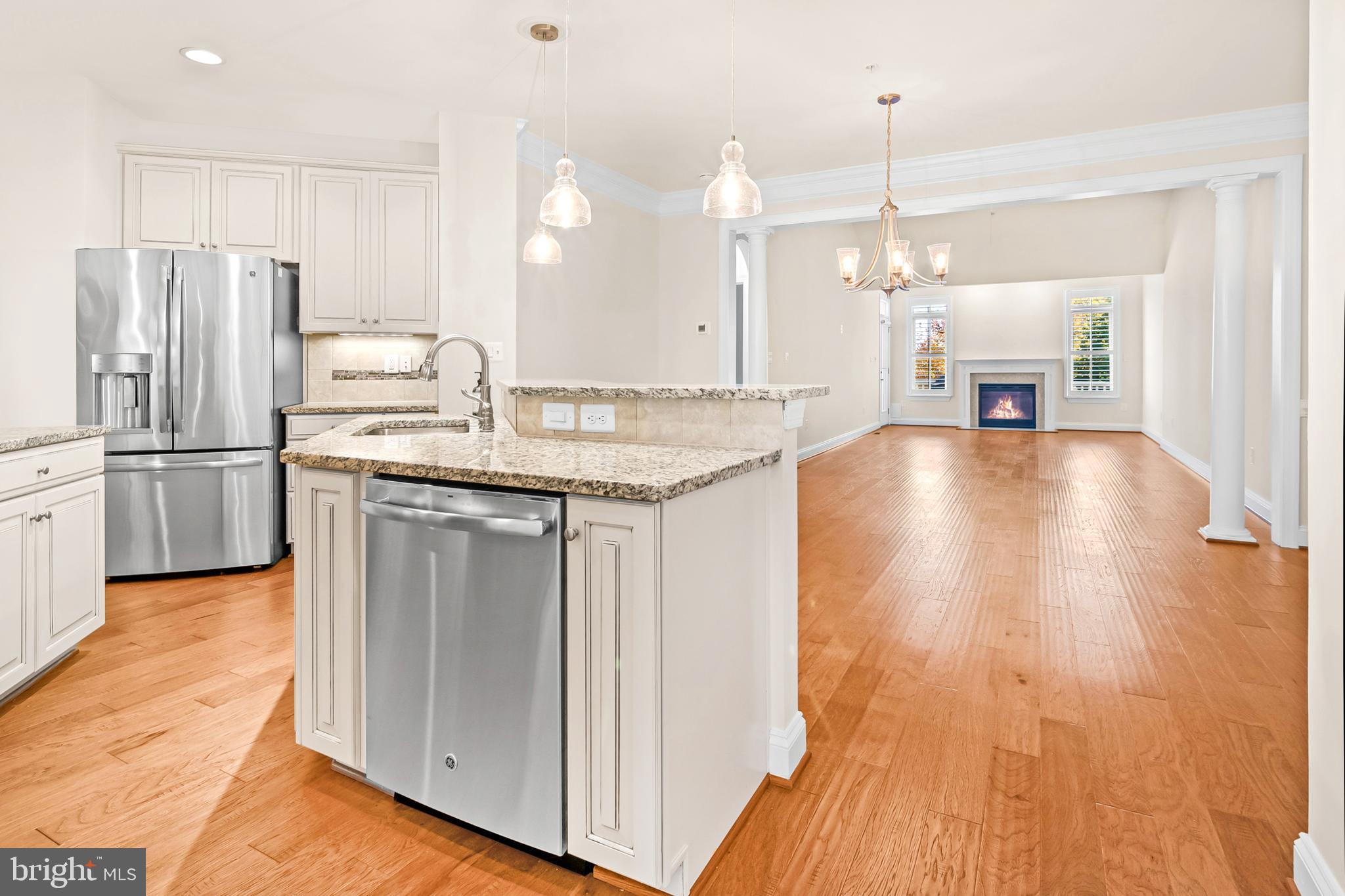 STONELEIGH SUMMIT - Residential