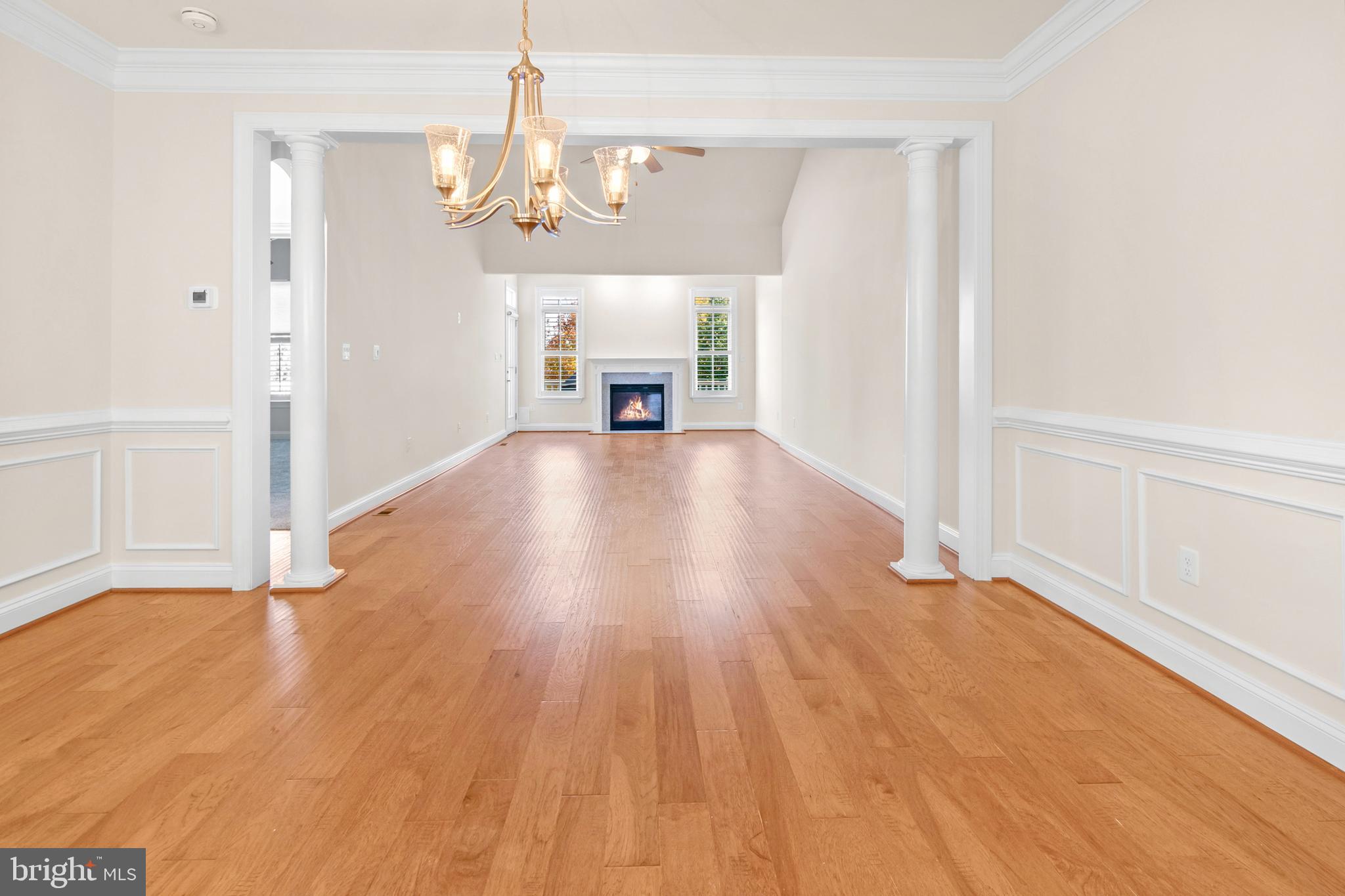 STONELEIGH SUMMIT - Residential