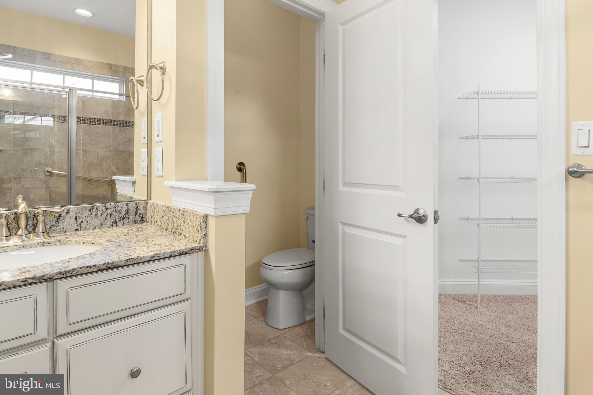 STONELEIGH SUMMIT - Residential