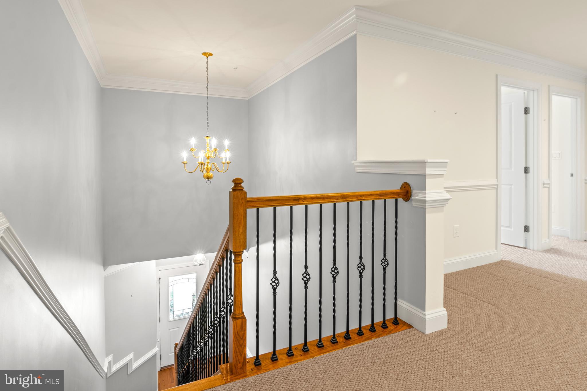 STONELEIGH SUMMIT - Residential