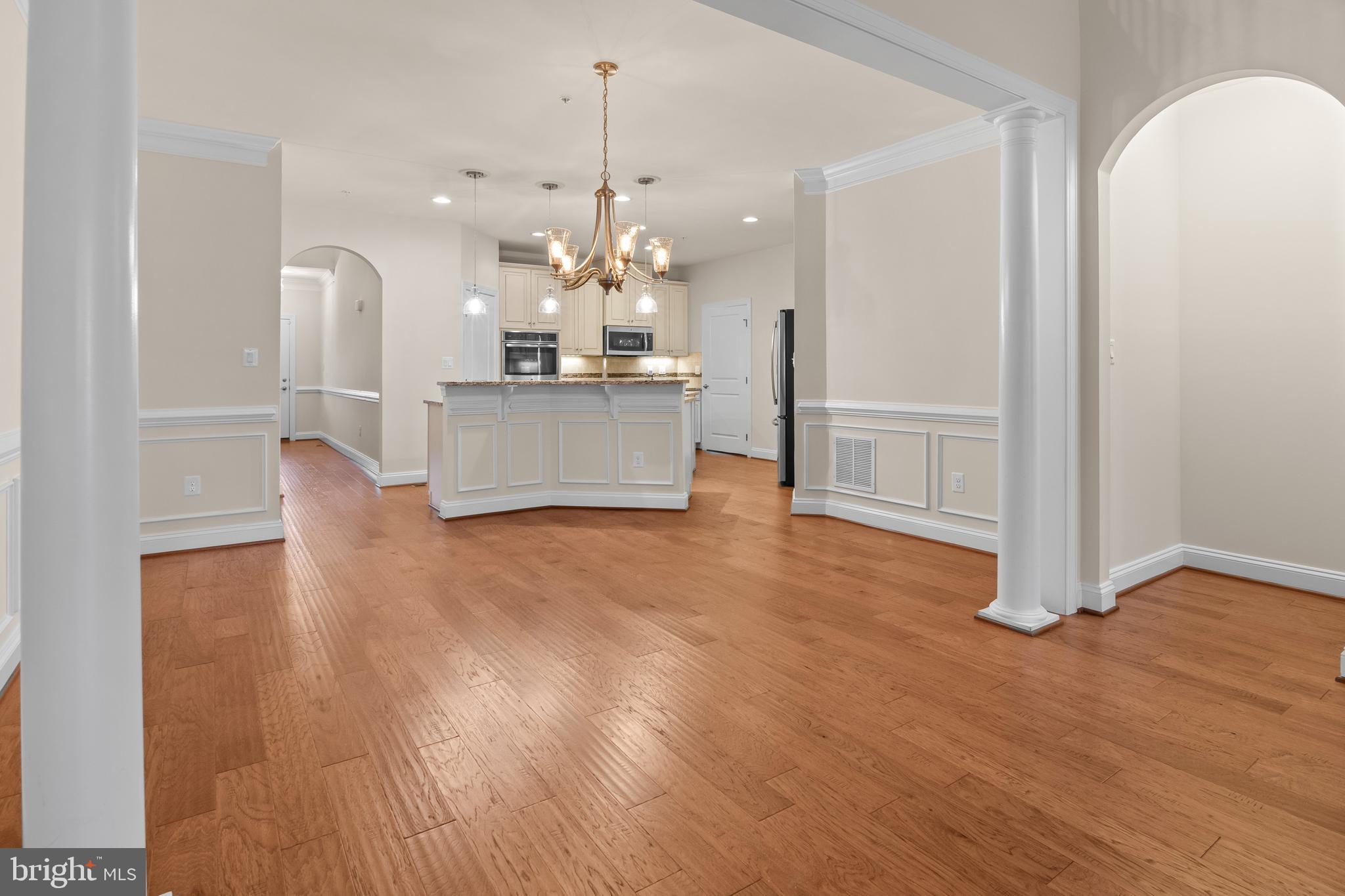 STONELEIGH SUMMIT - Residential