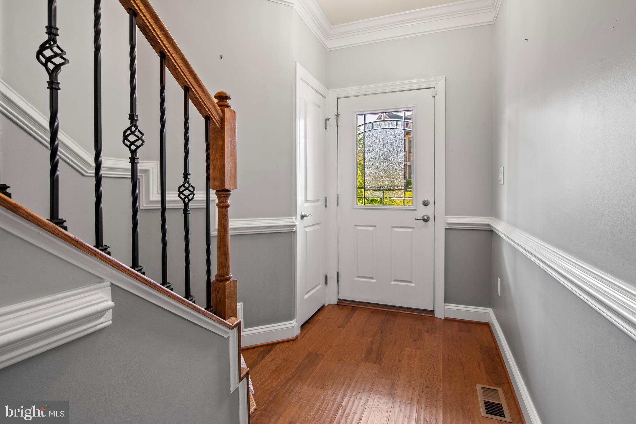 STONELEIGH SUMMIT - Residential