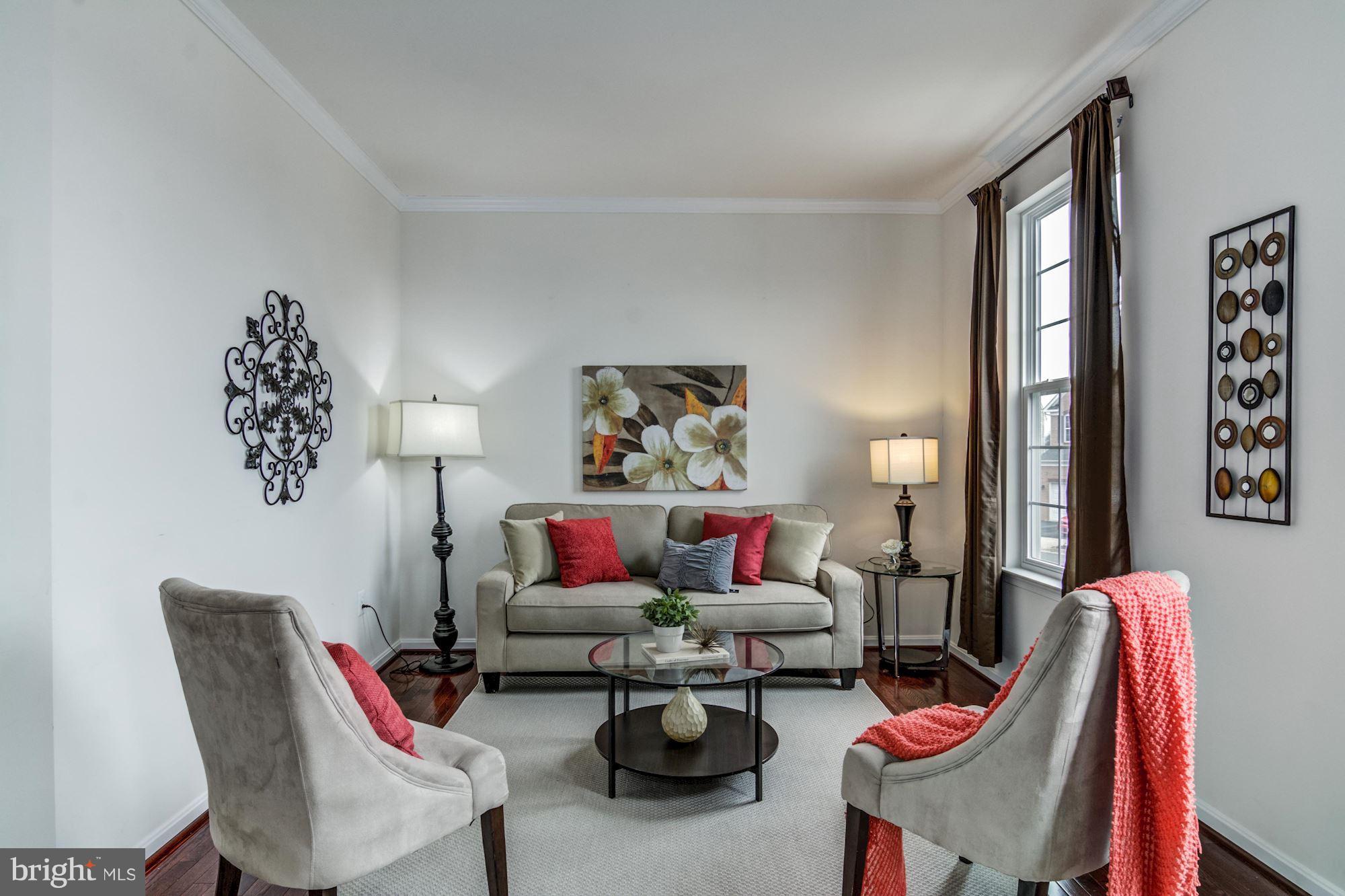 EAGLES POINTE - Residential