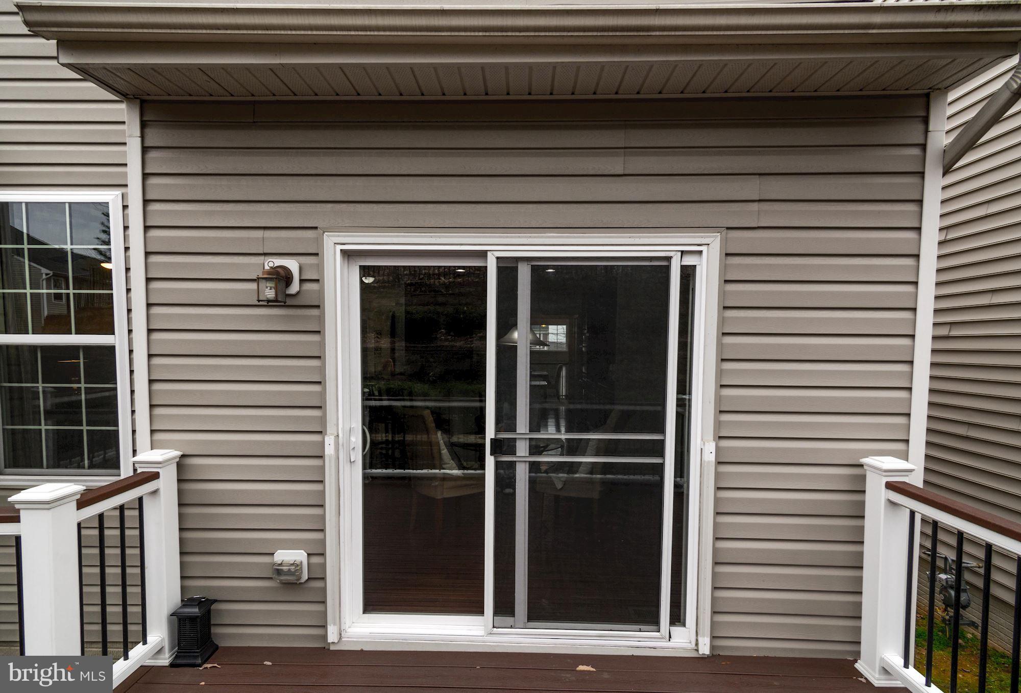 EAGLES POINTE - Residential