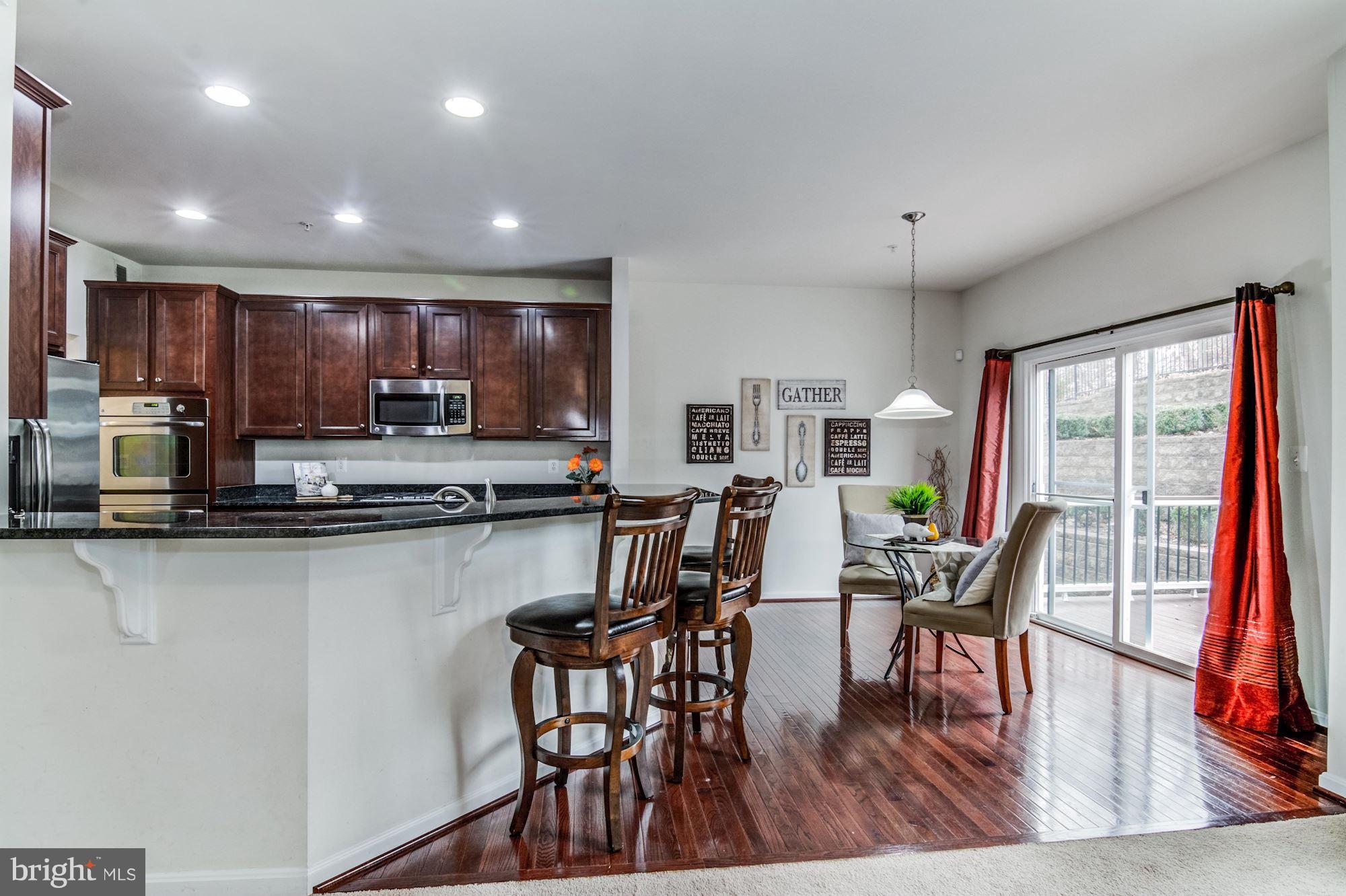 EAGLES POINTE - Residential