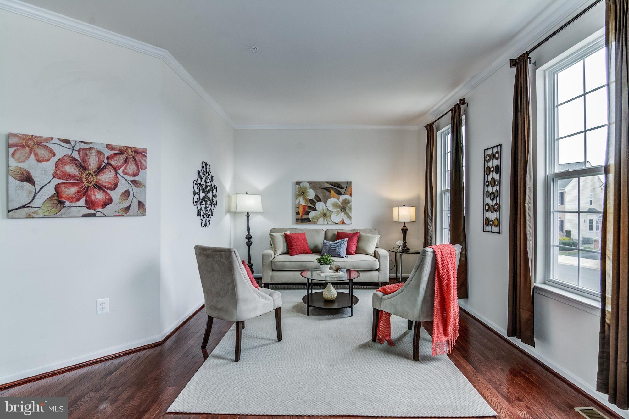 EAGLES POINTE - Residential