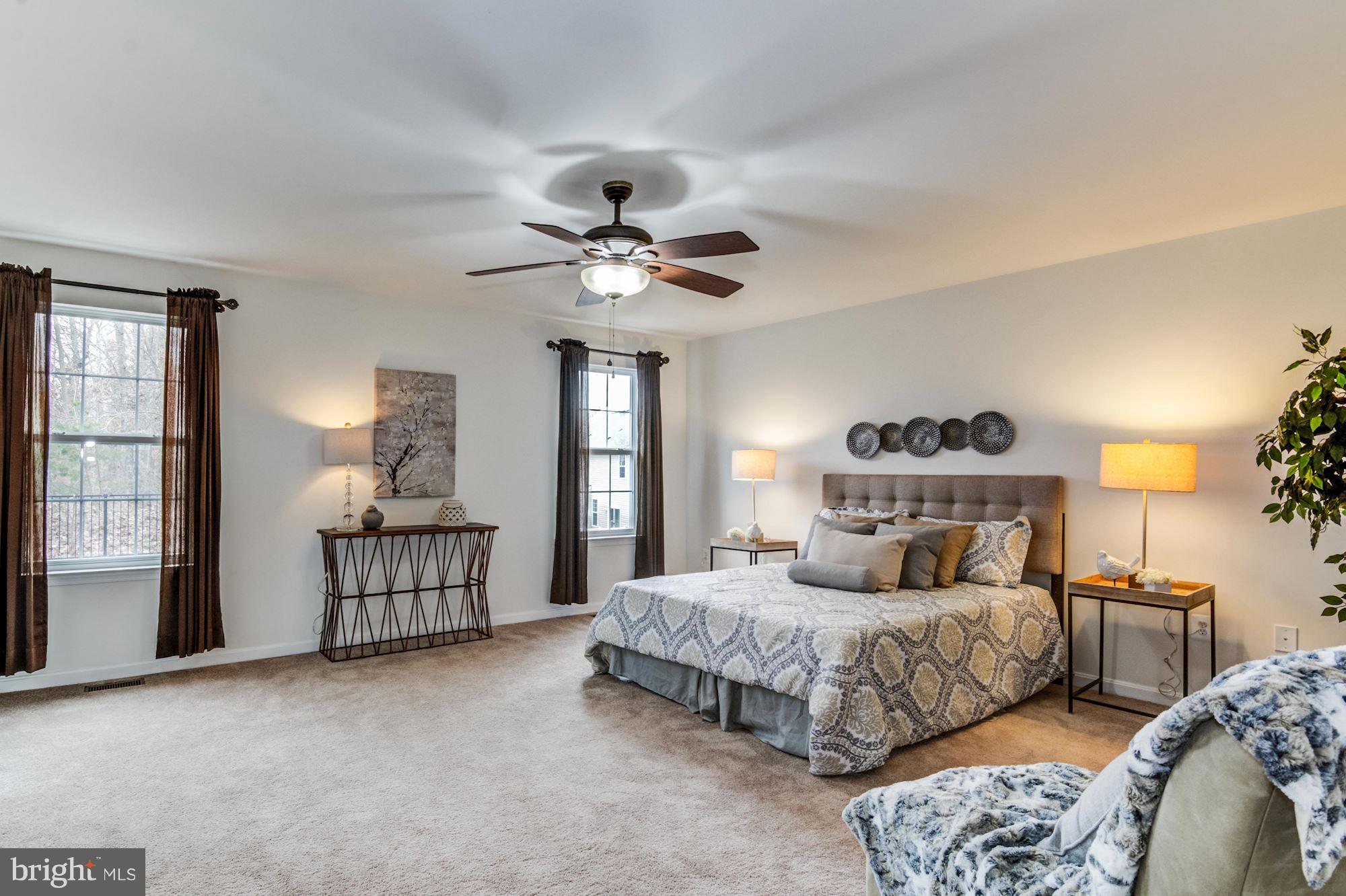 EAGLES POINTE - Residential