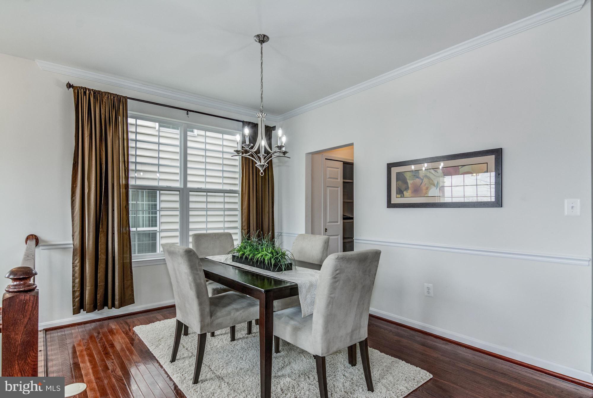 EAGLES POINTE - Residential