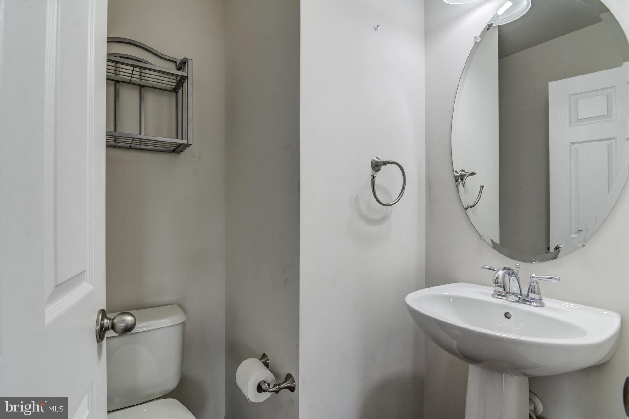 EAGLES POINTE - Residential