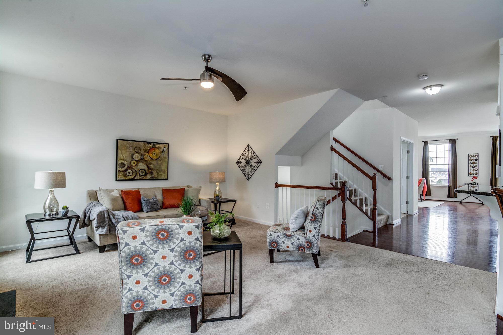 EAGLES POINTE - Residential