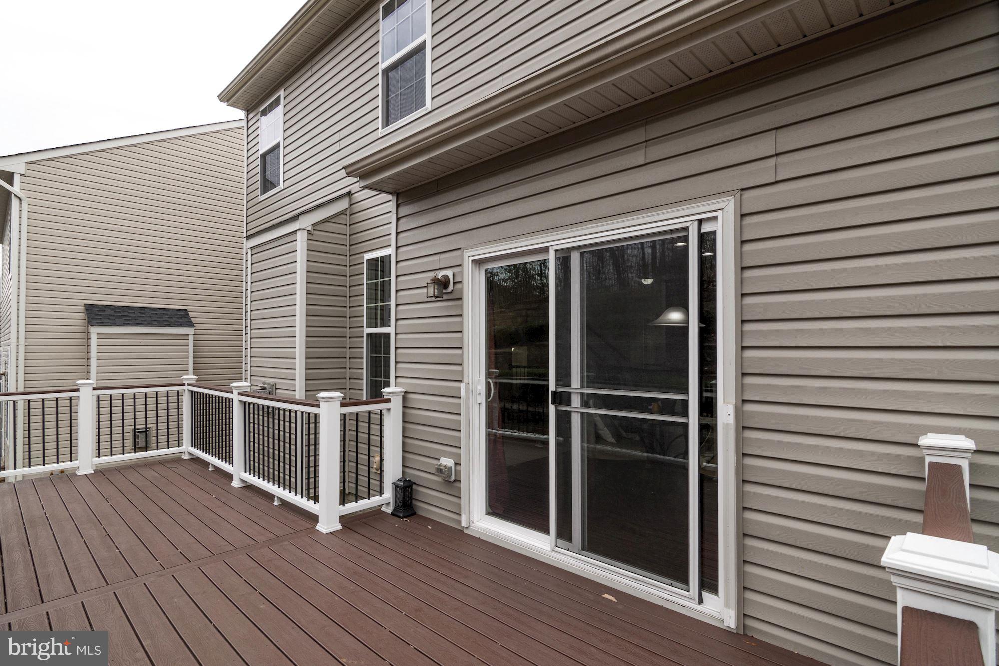 EAGLES POINTE - Residential