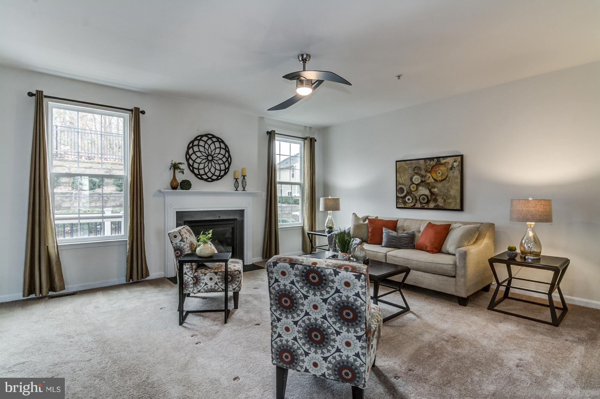 EAGLES POINTE - Residential