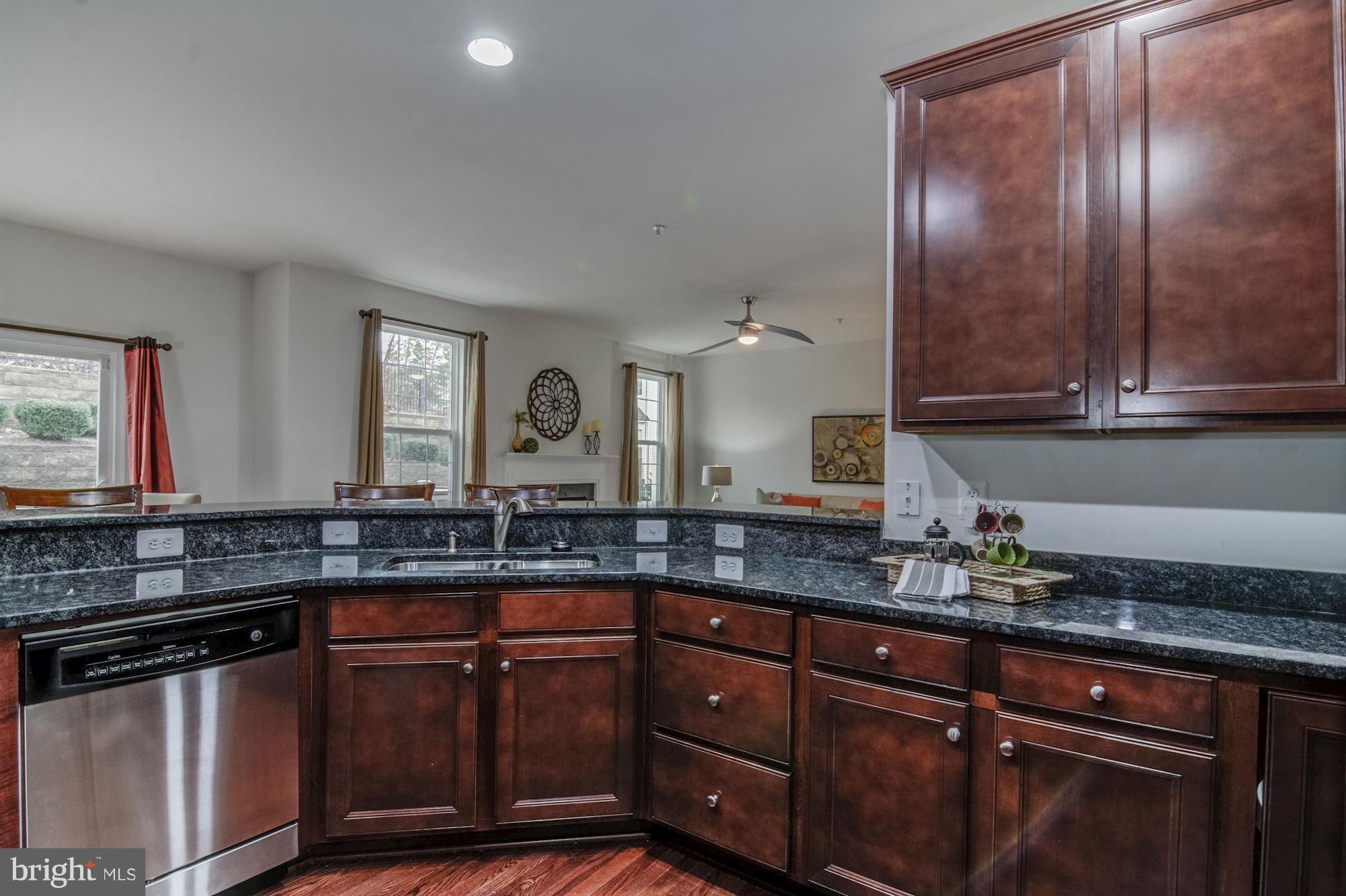 EAGLES POINTE - Residential