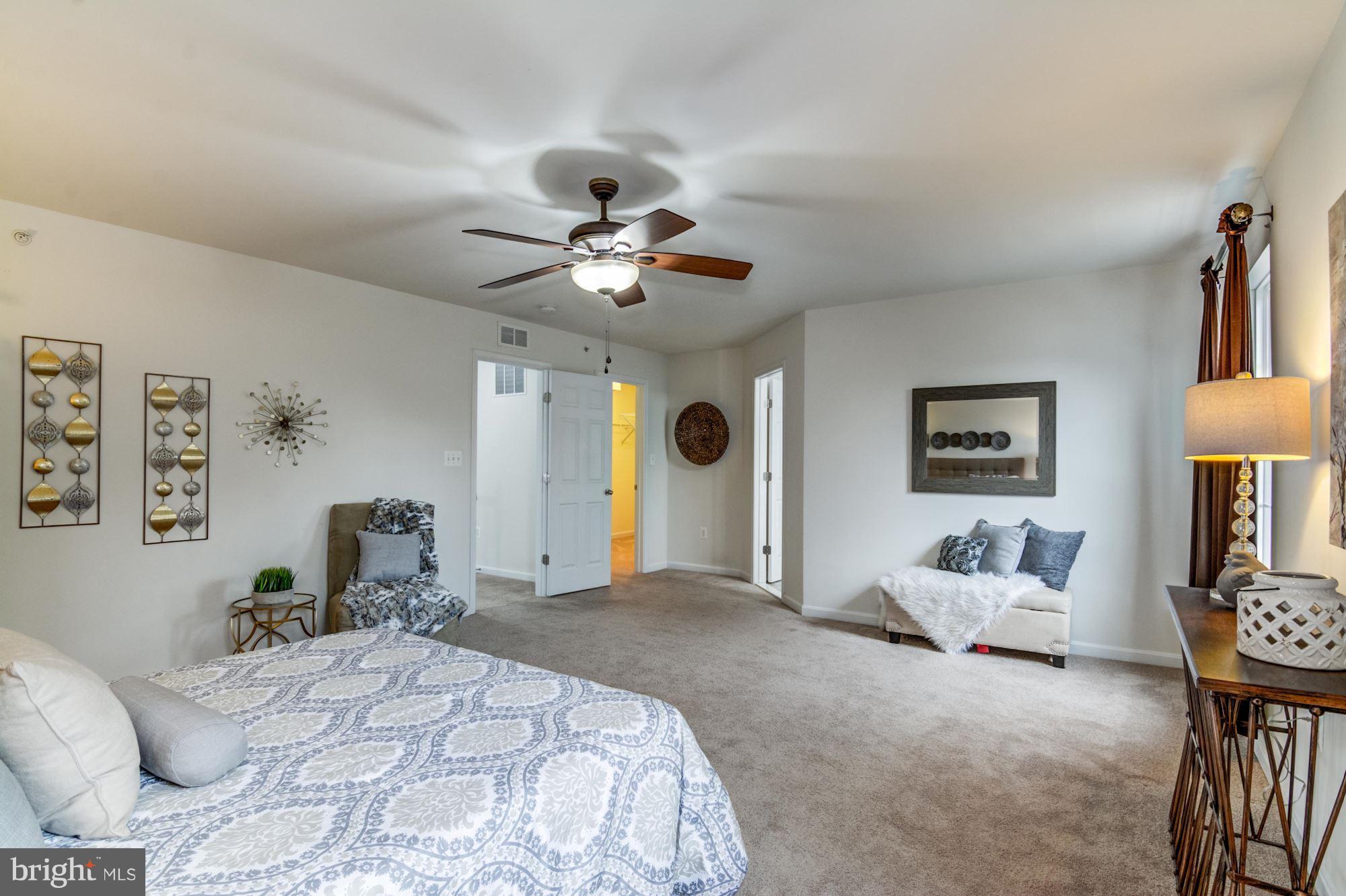 EAGLES POINTE - Residential