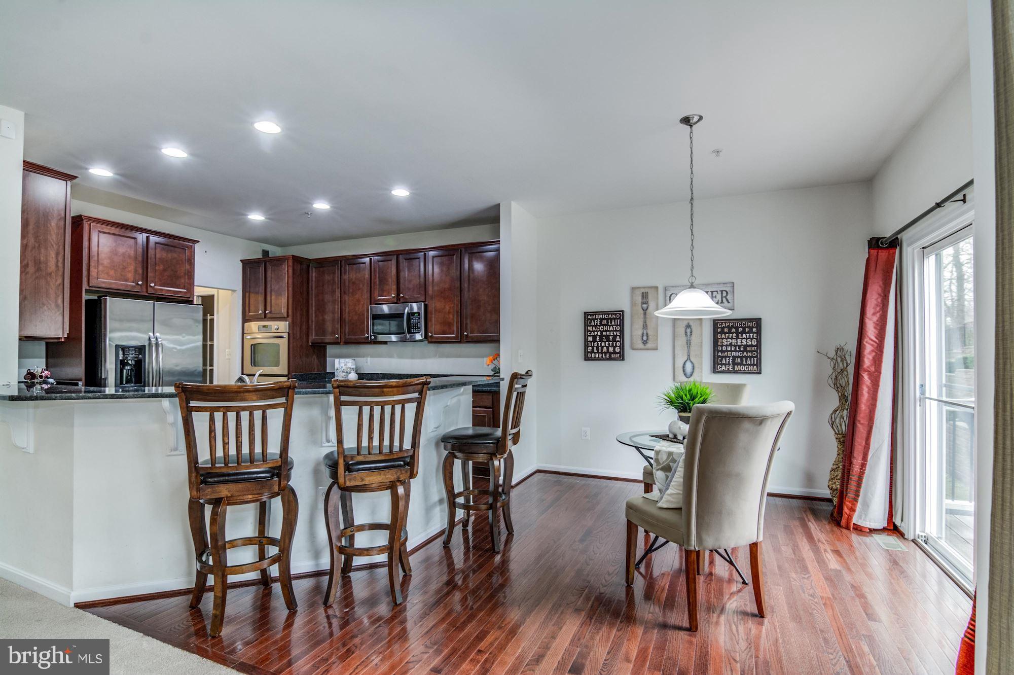 EAGLES POINTE - Residential