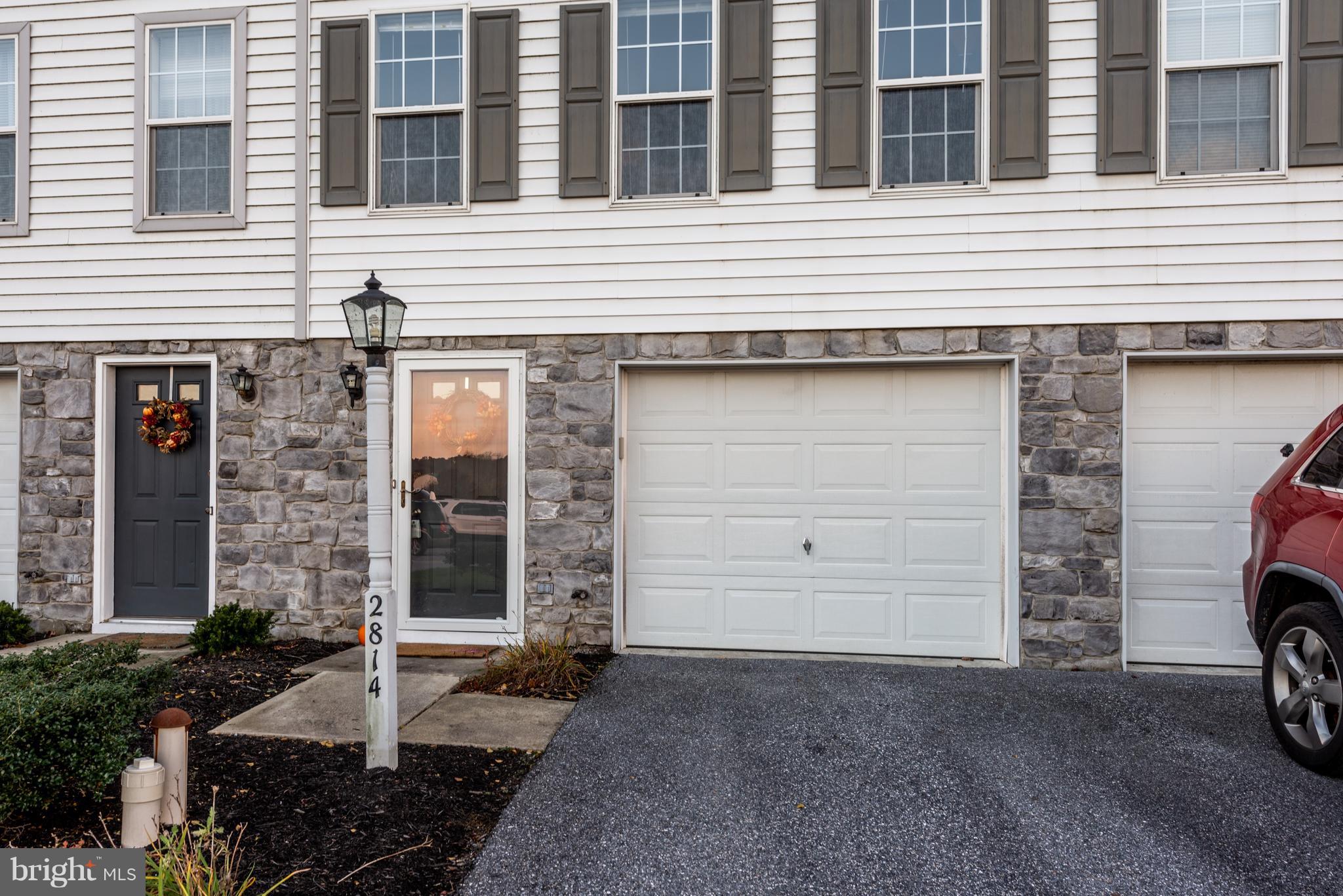 HEARTHRIDGE - Residential