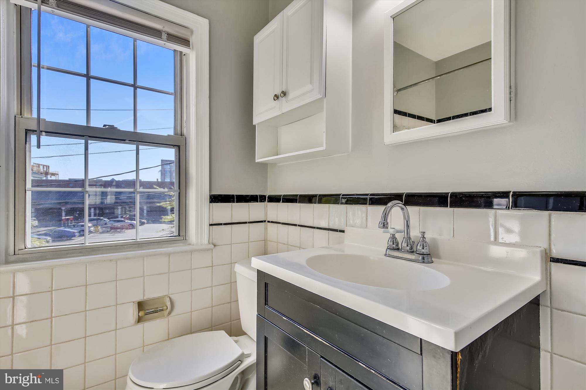 VIRGINIA SQUARE - Residential Lease