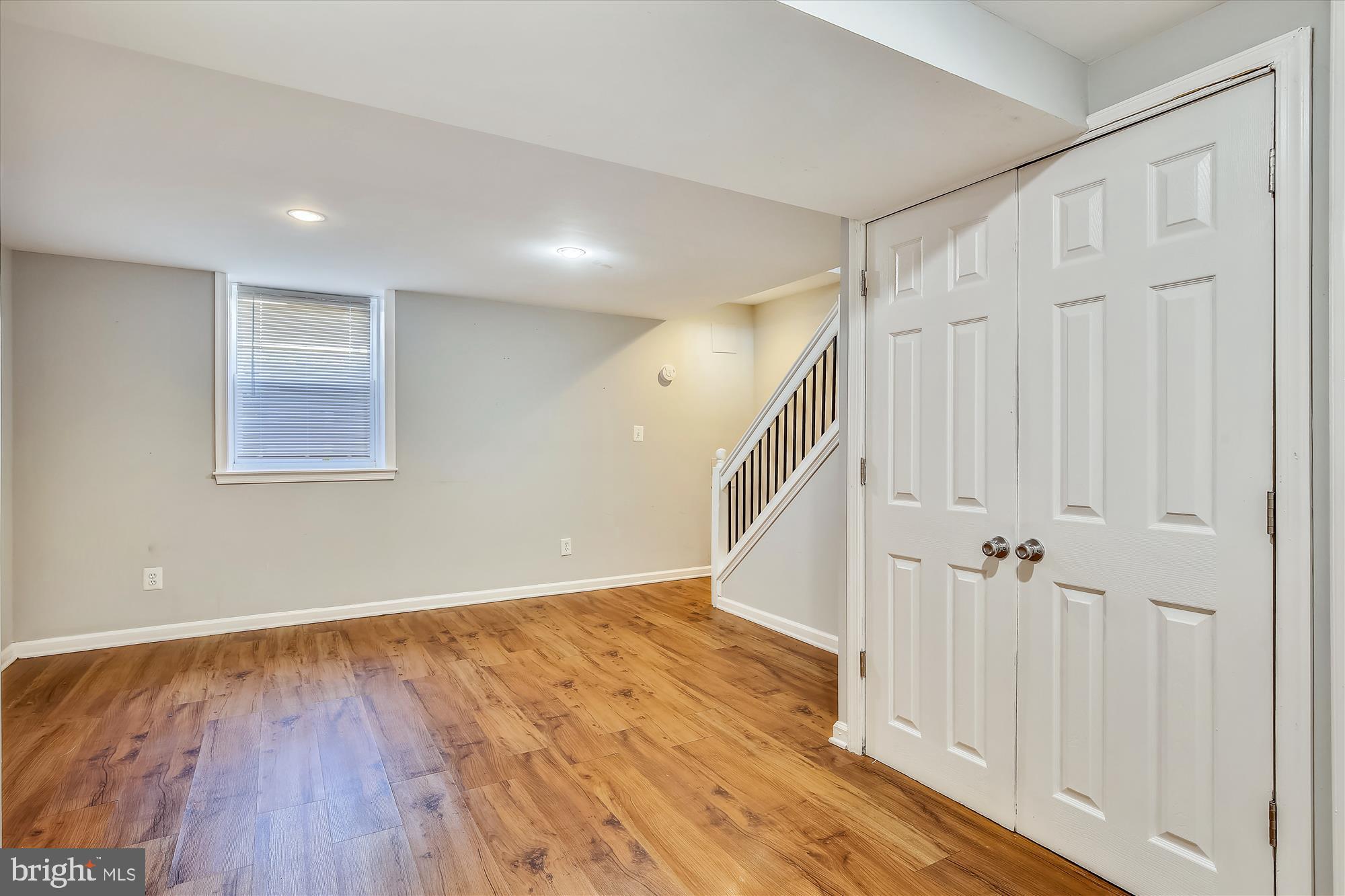 VIRGINIA SQUARE - Residential Lease