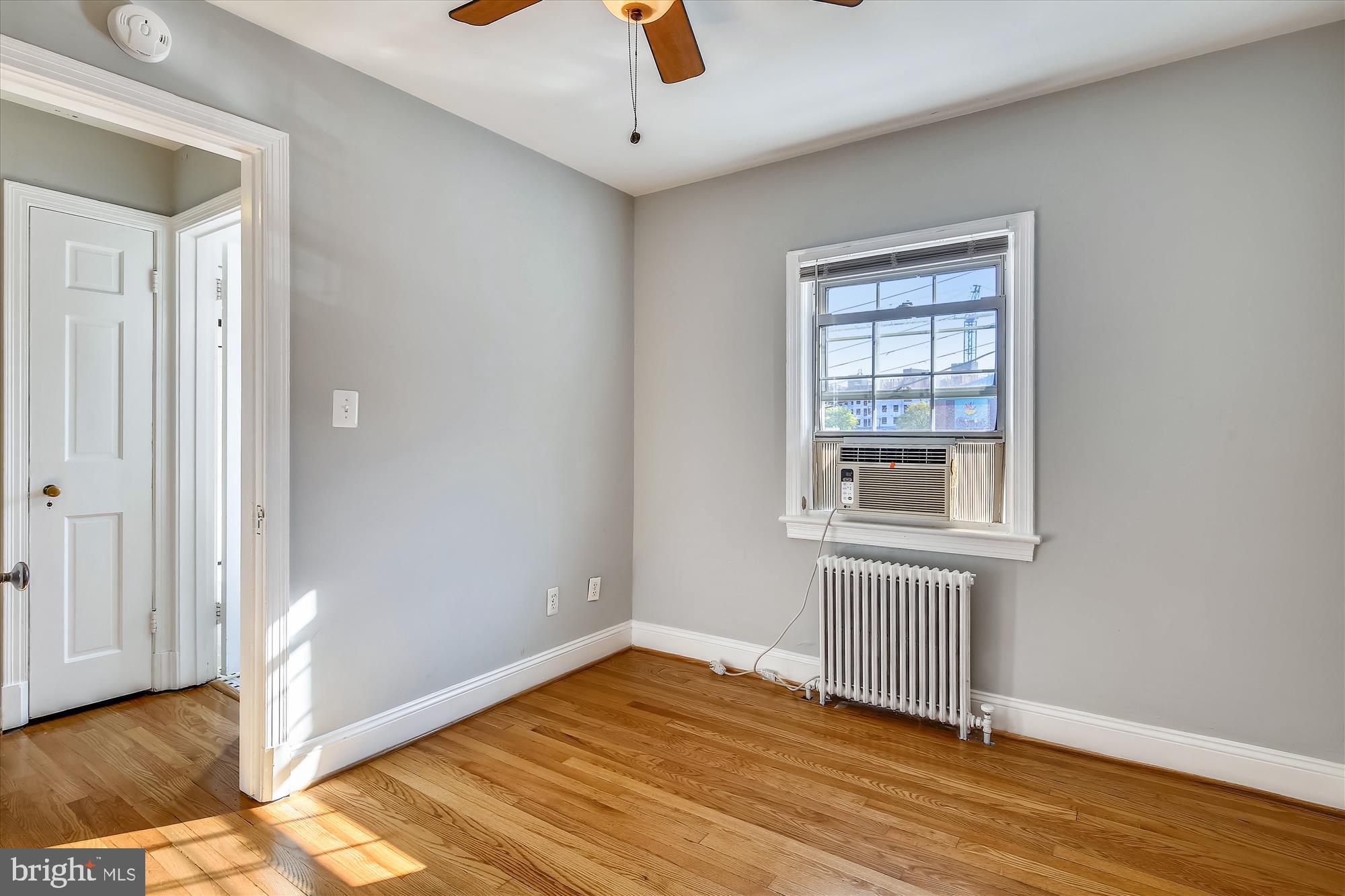 VIRGINIA SQUARE - Residential Lease