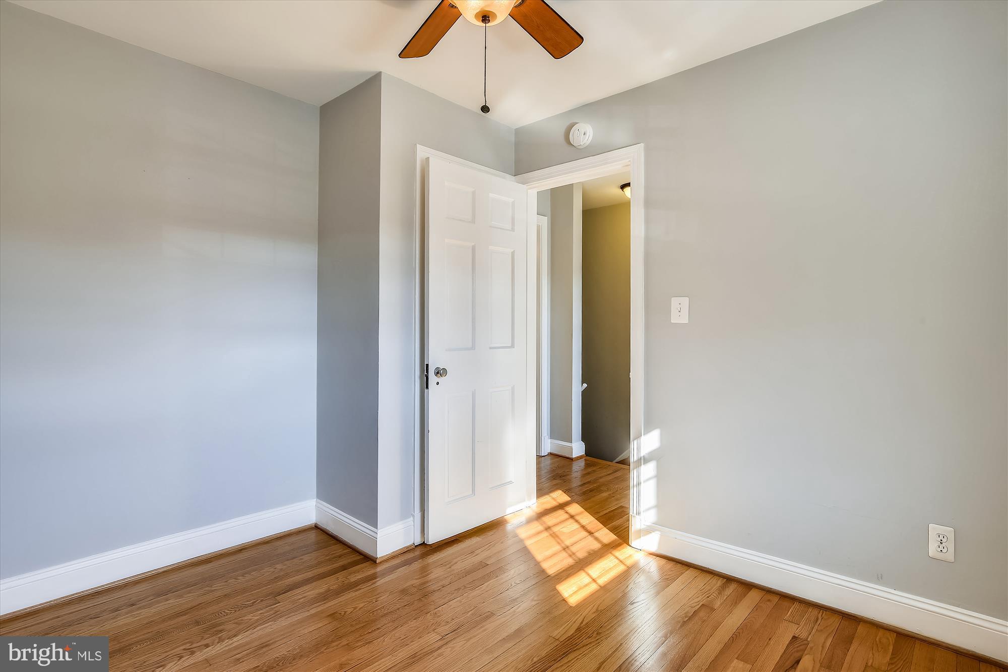 VIRGINIA SQUARE - Residential Lease