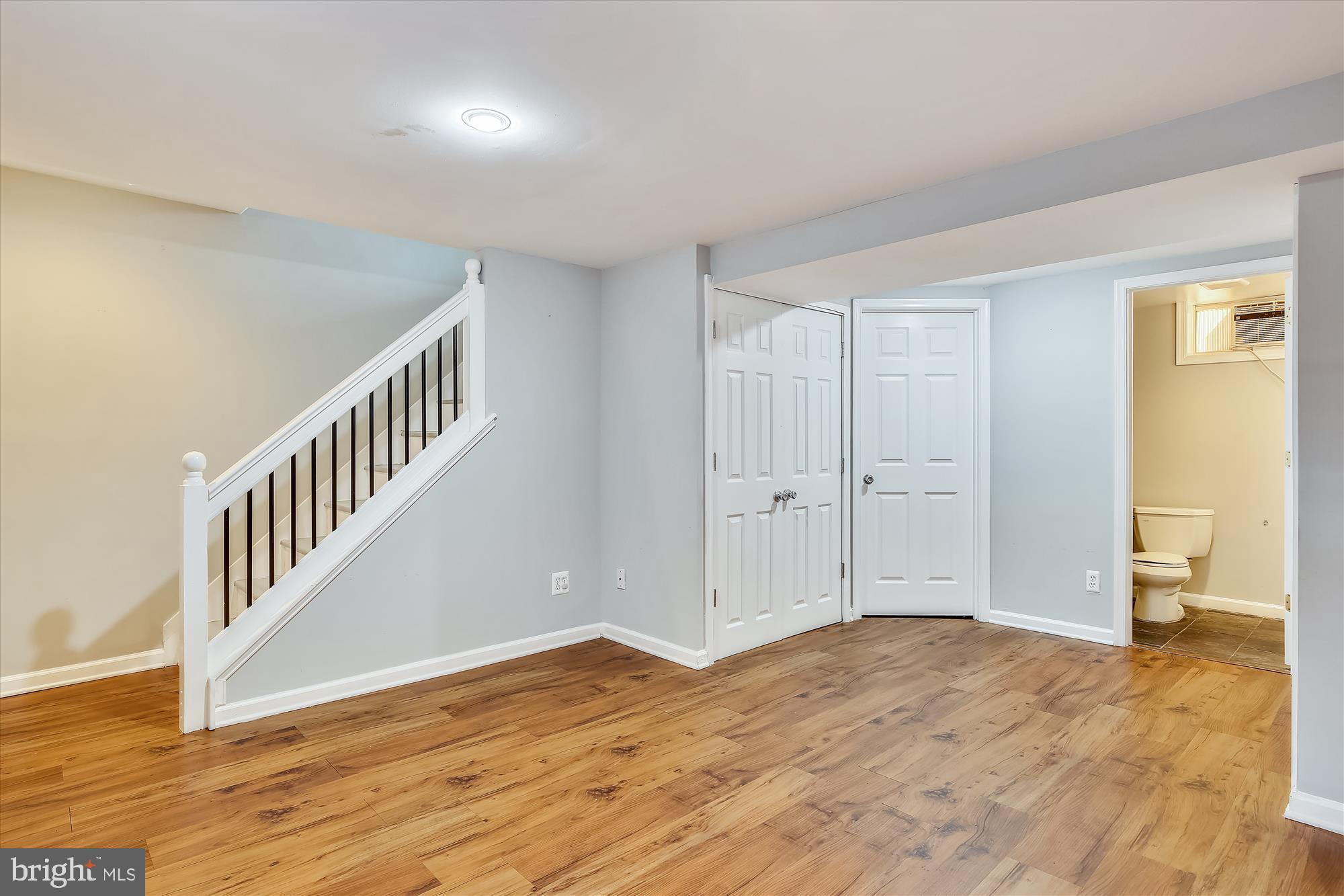 VIRGINIA SQUARE - Residential Lease