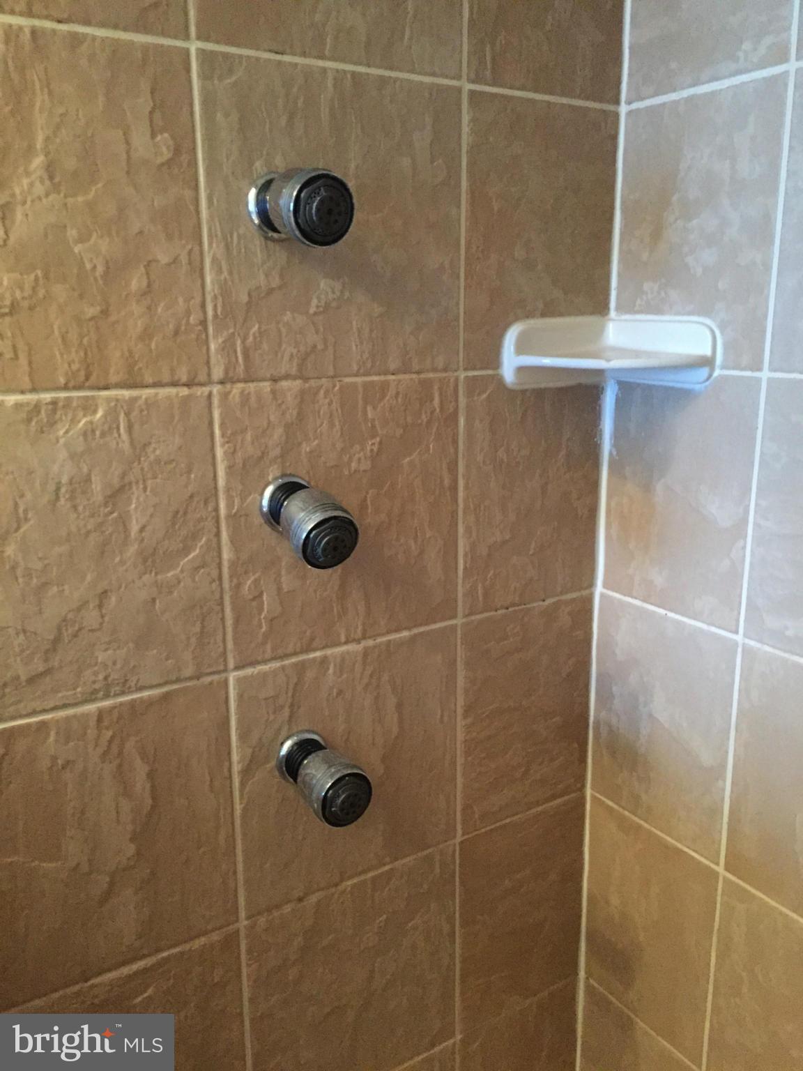 CANTON - Residential Lease