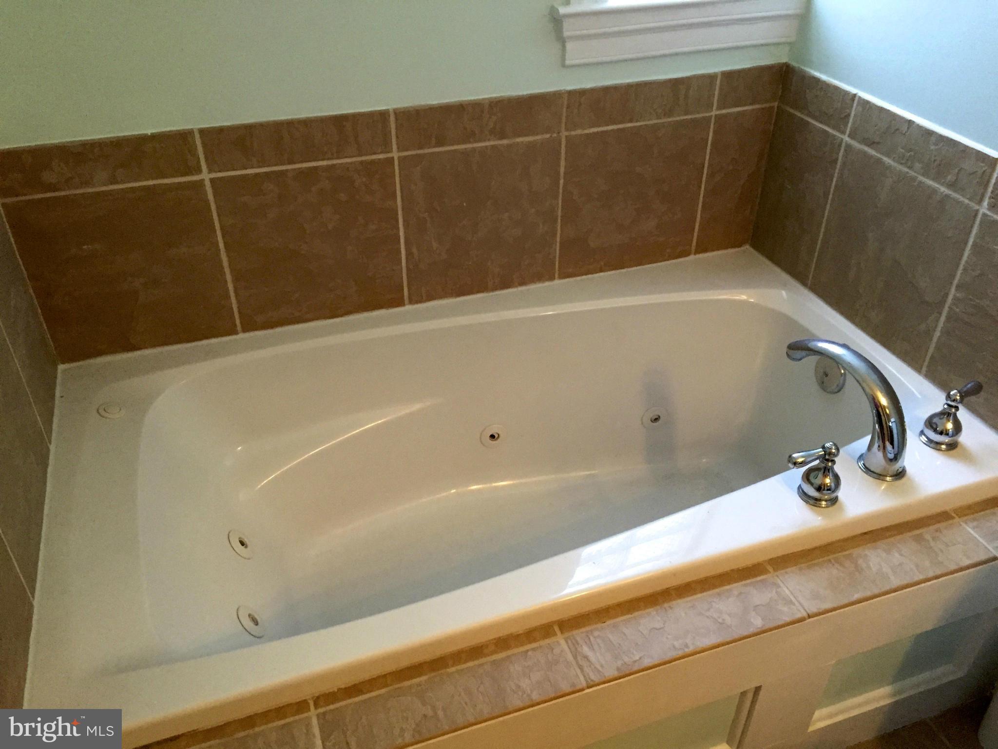 CANTON - Residential Lease