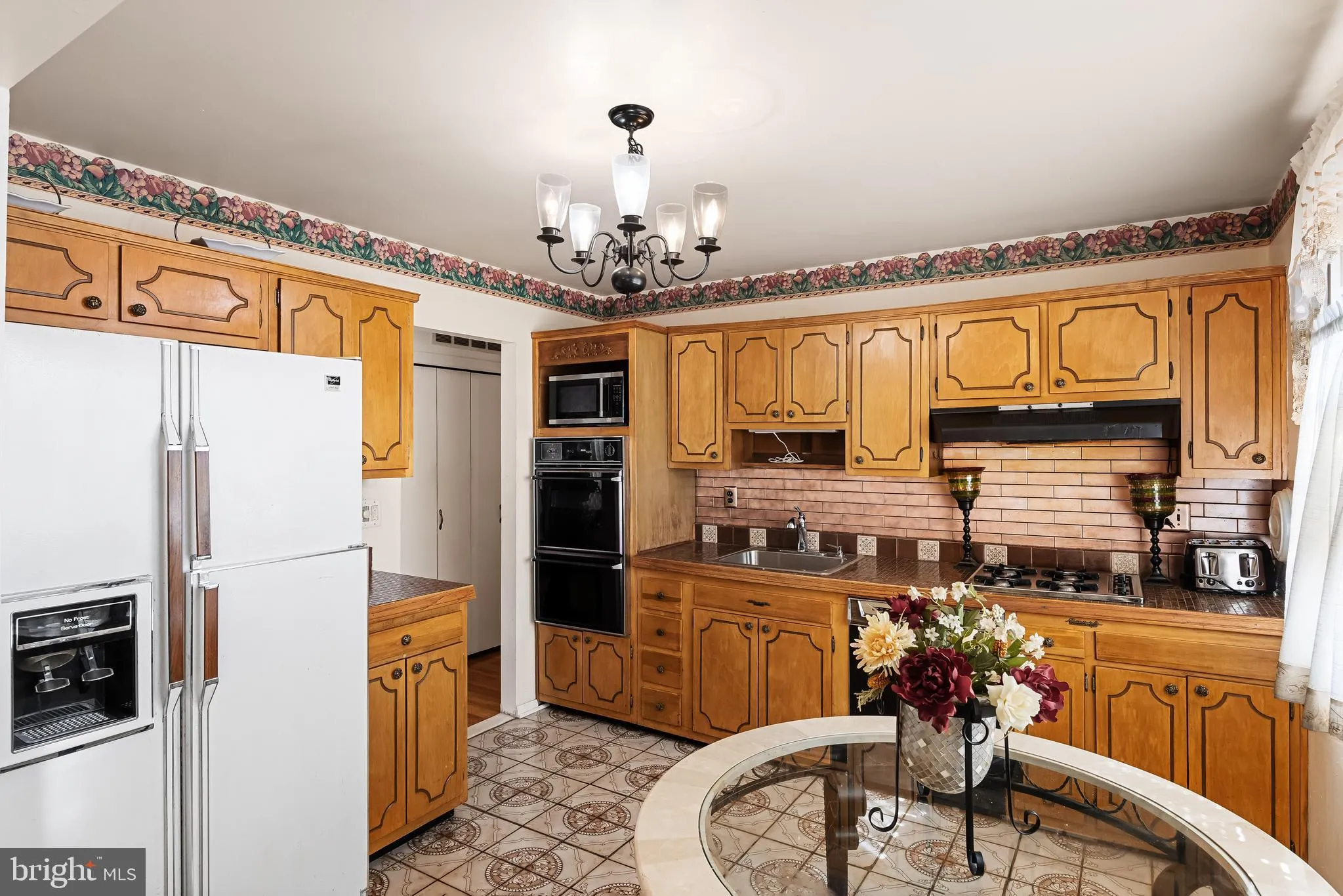 Mount Laurel, New Jersey 08054, United States, 4 Bedrooms Bedrooms, ,2 BathroomsBathrooms,Residential,Pending,36275