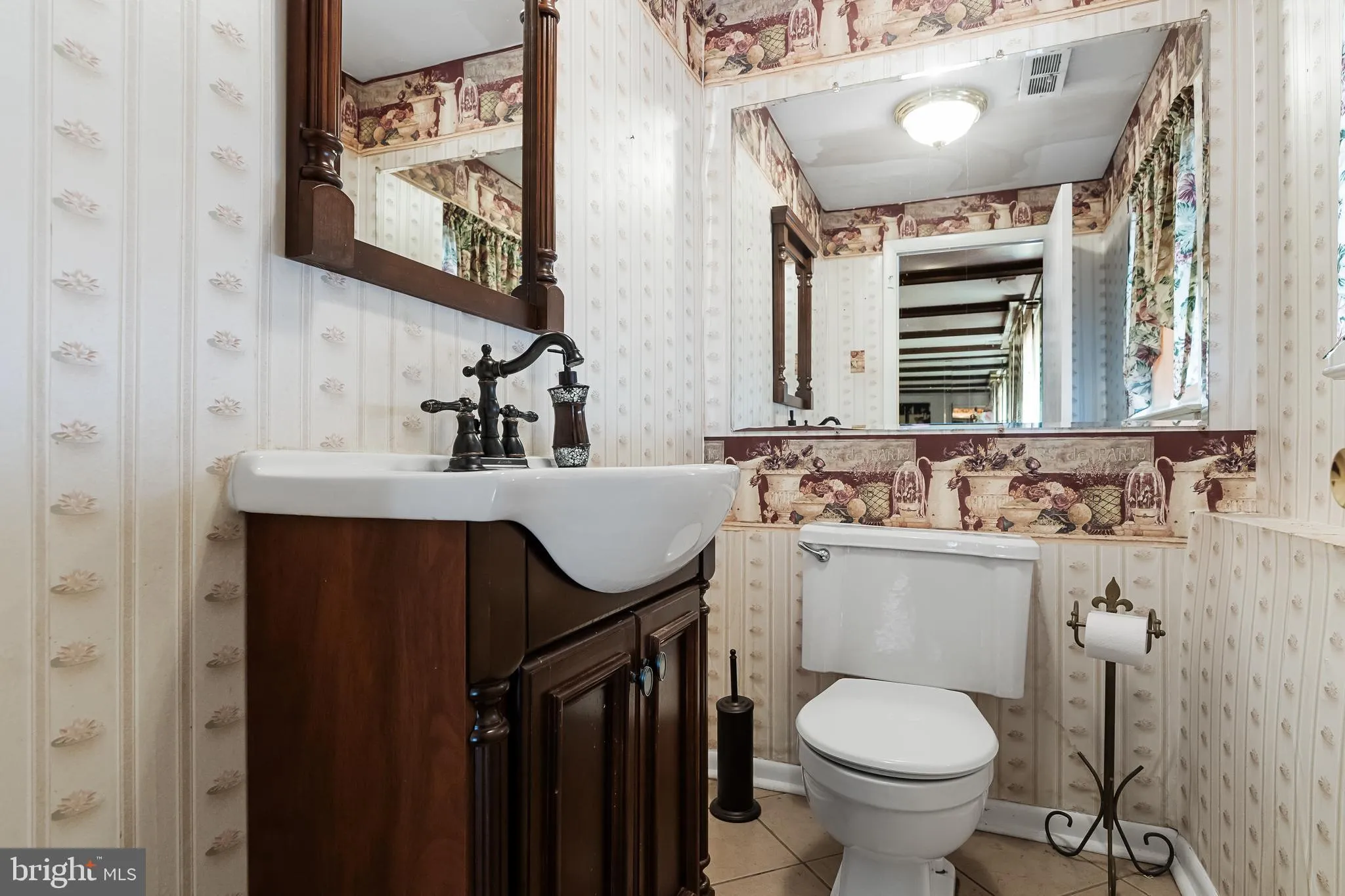 Mount Laurel, New Jersey 08054, United States, 4 Bedrooms Bedrooms, ,2 BathroomsBathrooms,Residential,Pending,36275