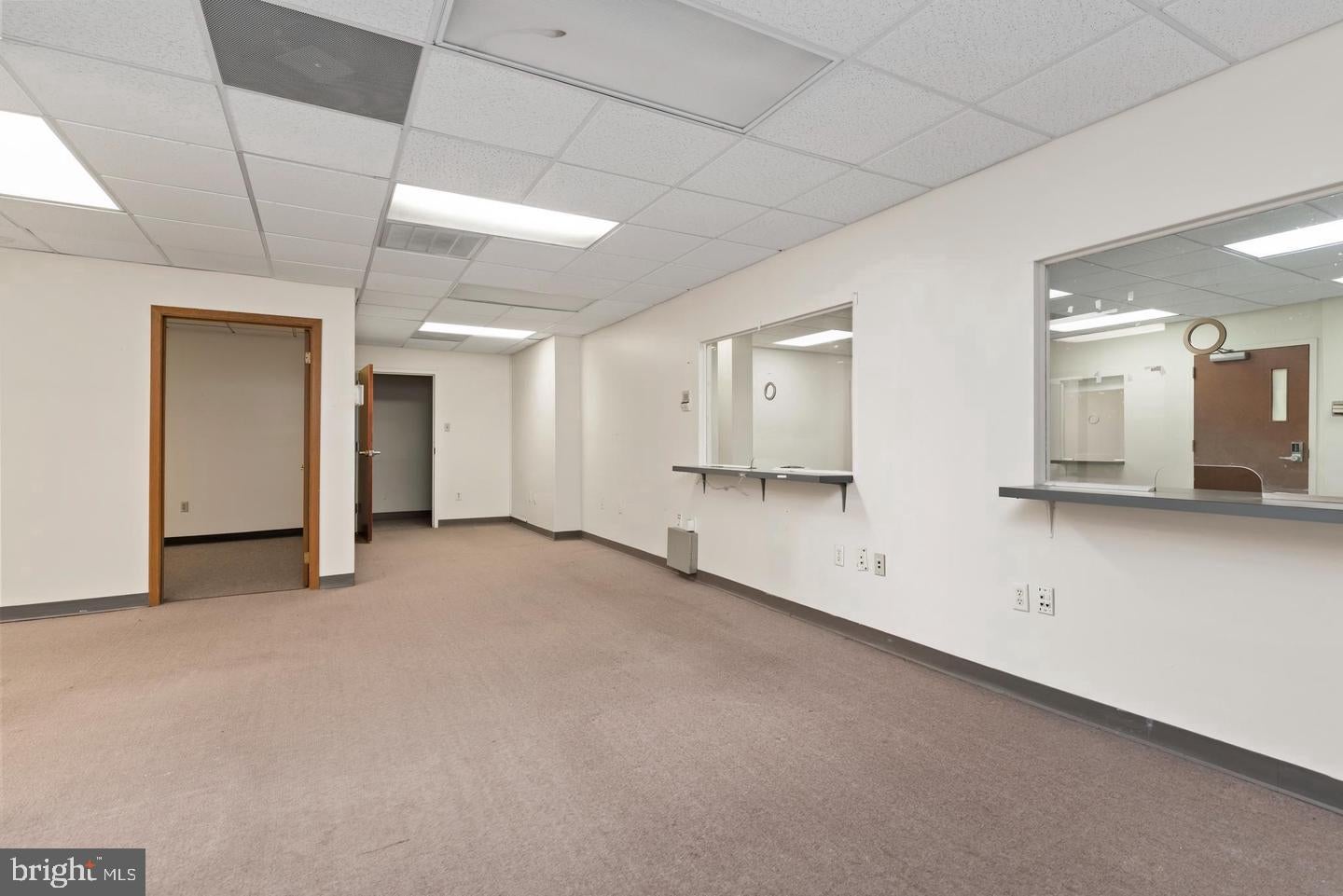 100 W FRANKLIN STREET W
