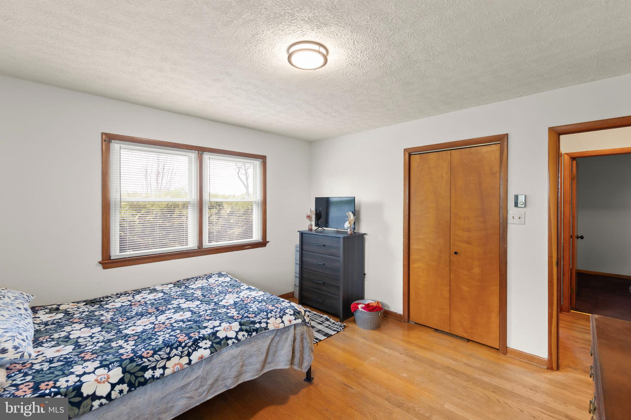 LONE OAK - Residential