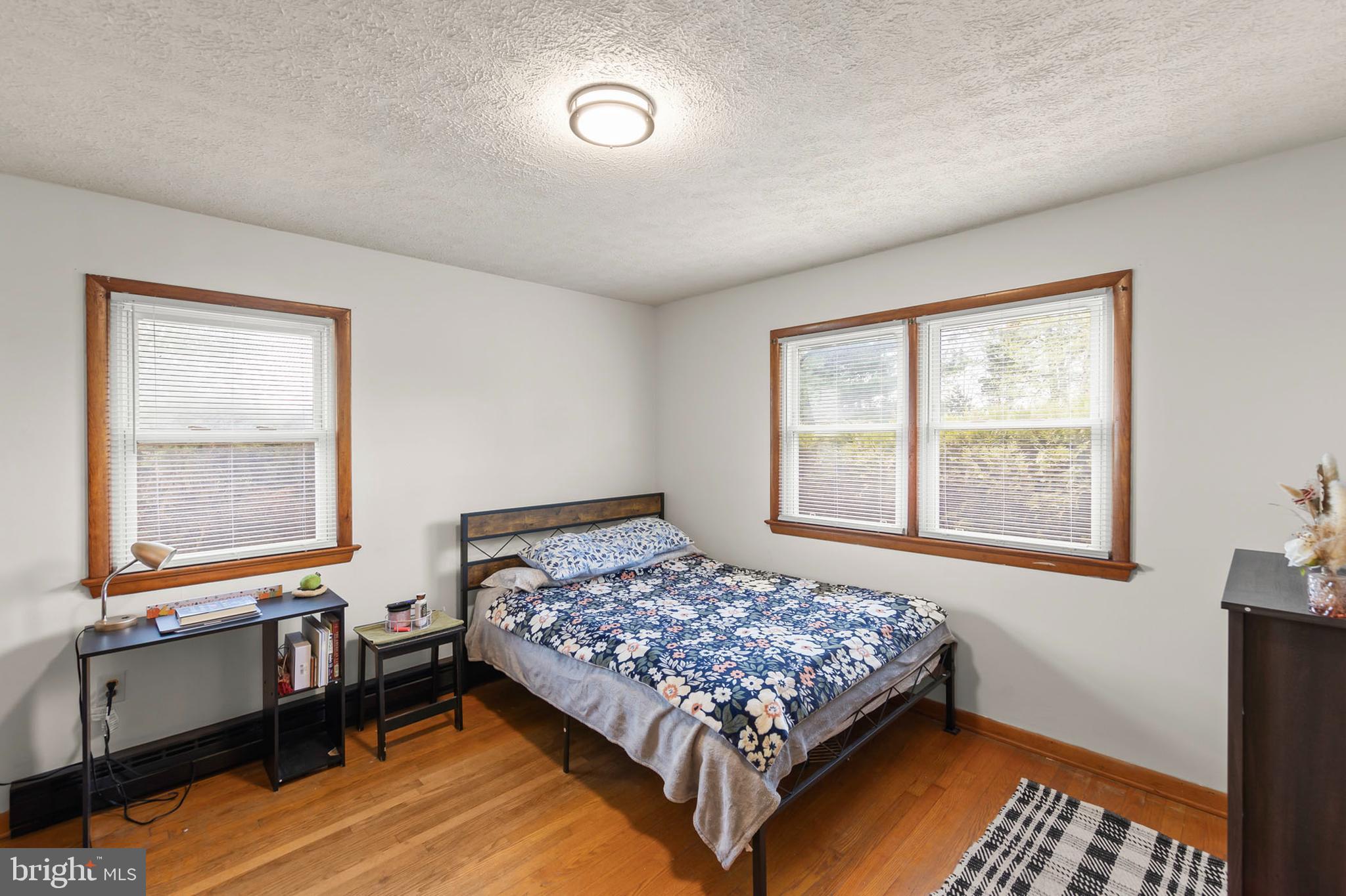 LONE OAK - Residential