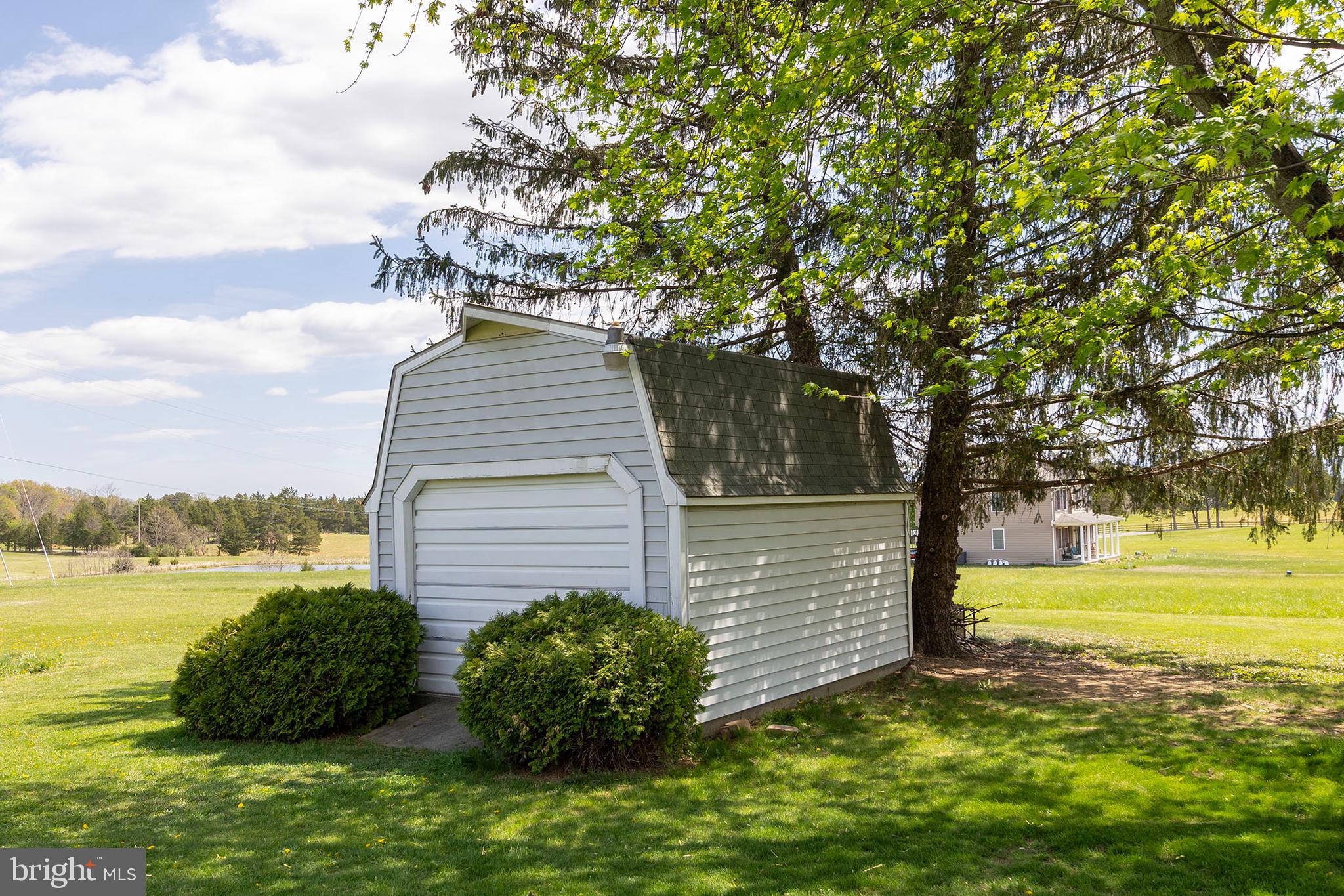 LONE OAK - Residential