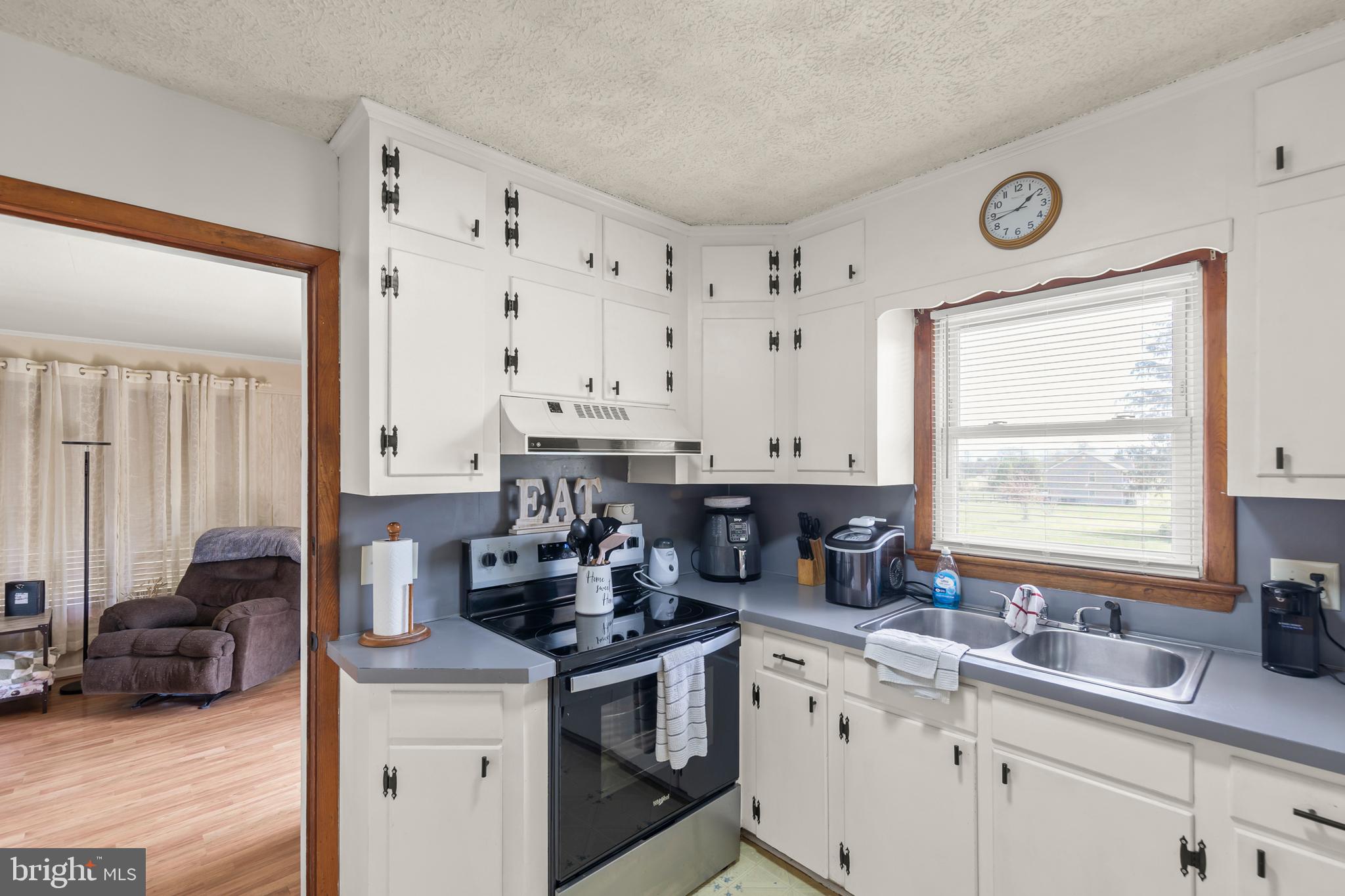 LONE OAK - Residential