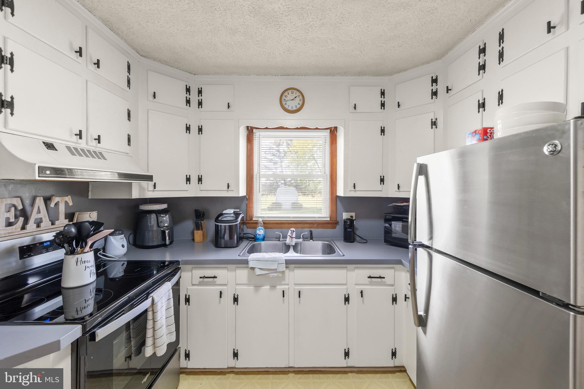 LONE OAK - Residential