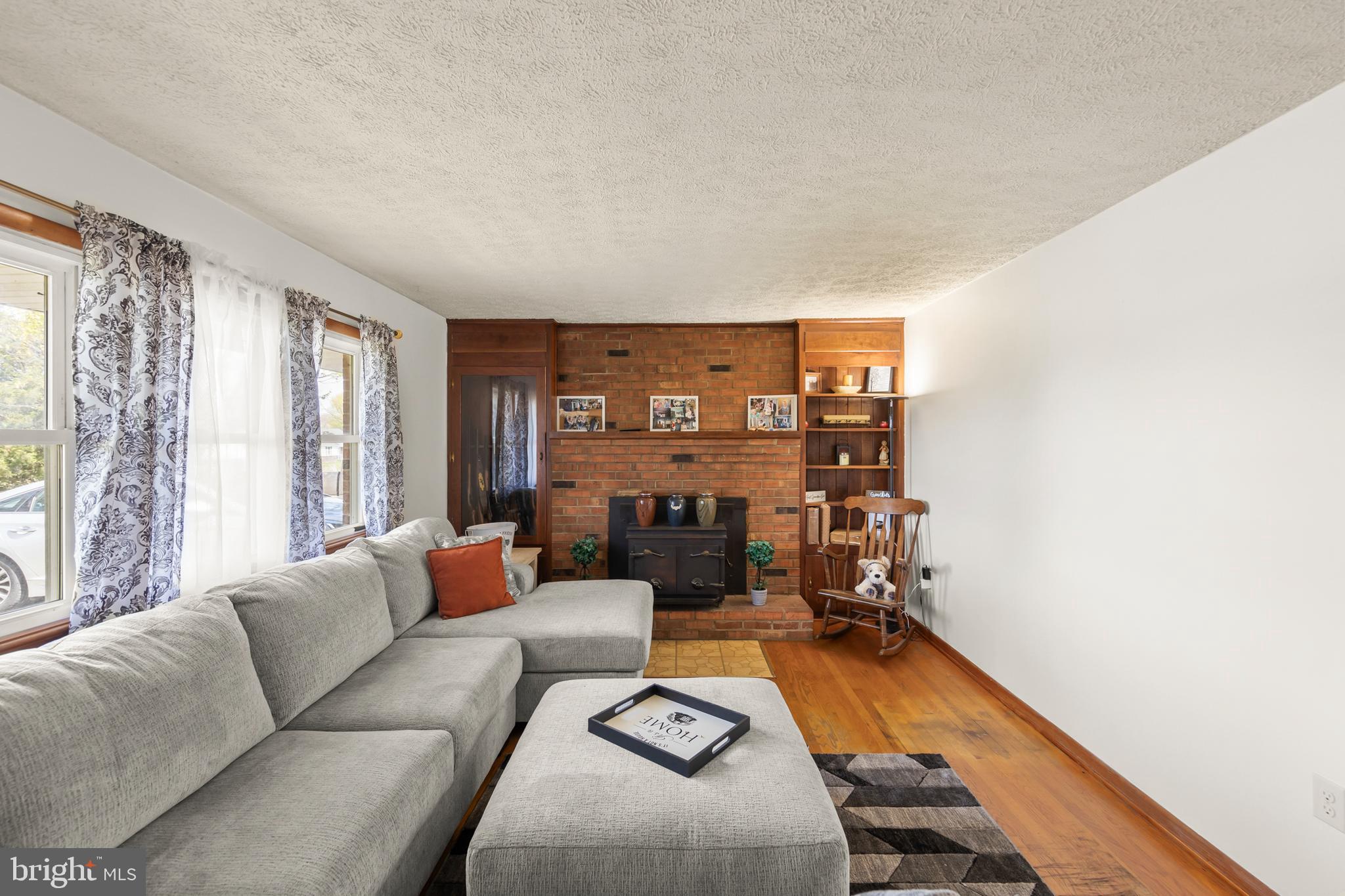 LONE OAK - Residential