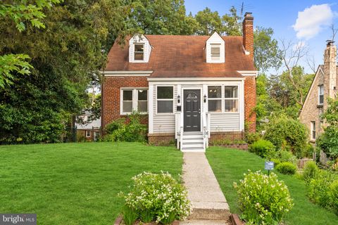 2309 CRESTLAWN AVENUE CHEVERLY MD 20785