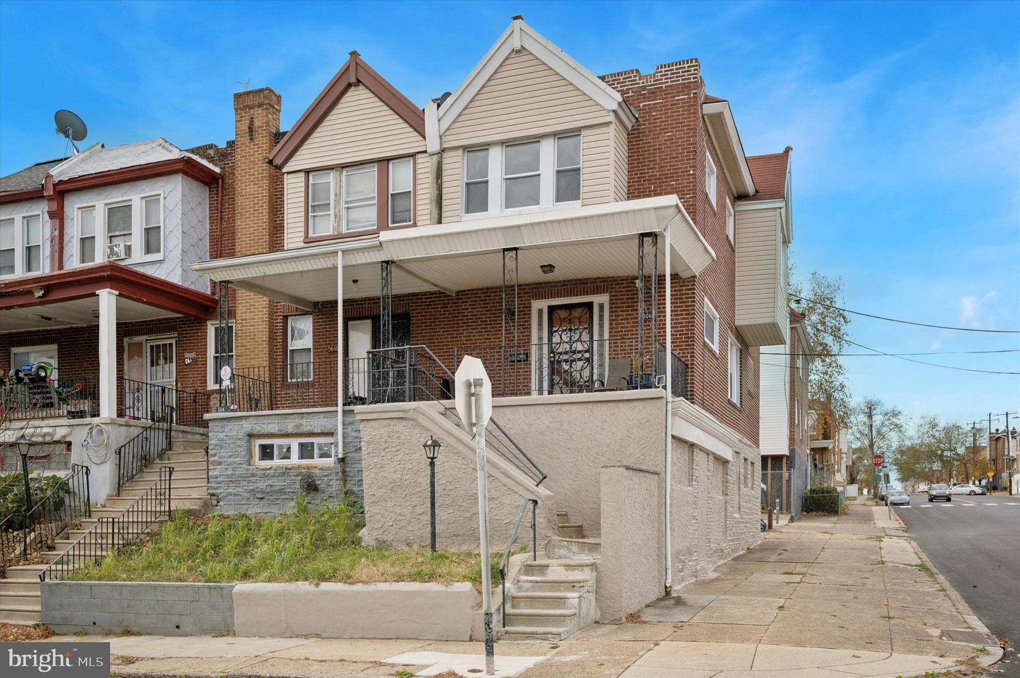 FERN ROCK - Residential